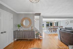 #12 photo, 19 Madison Ave, Deer Park , NY 11729