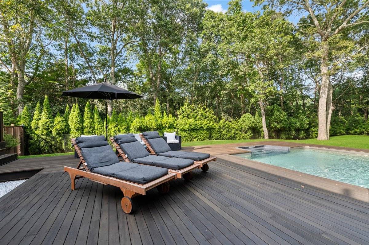 #39 photo, 22 WEST GATE RD, Wainscott , NY 11975