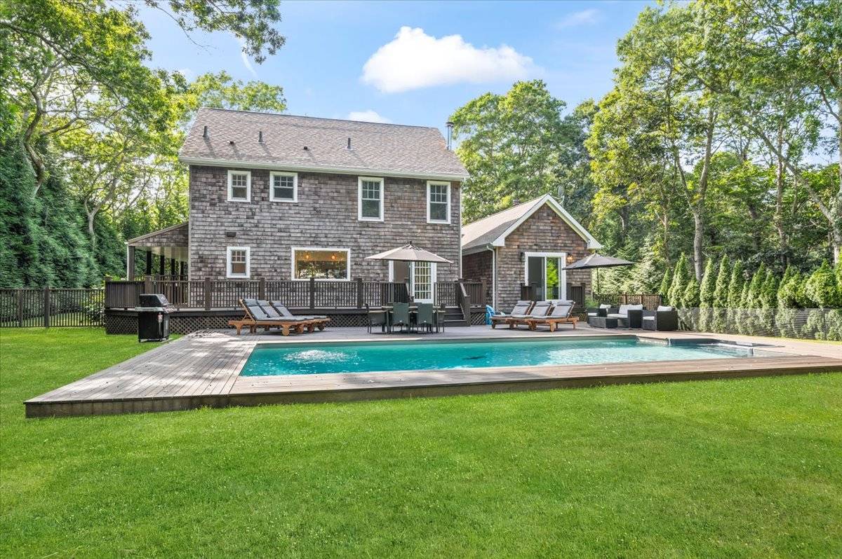 #43 photo, 22 WEST GATE RD, Wainscott , NY 11975