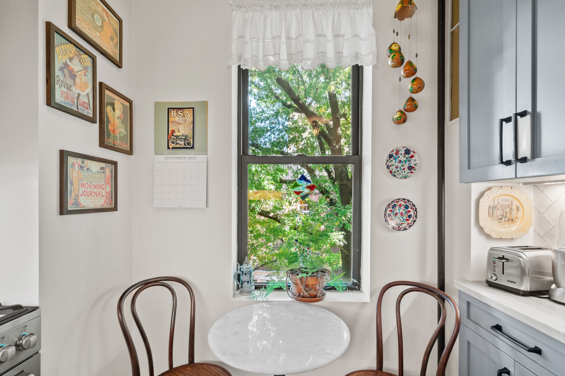 #3 photo, 145 W 12th Street, マンハッタン Greenwich Village , NY 10011