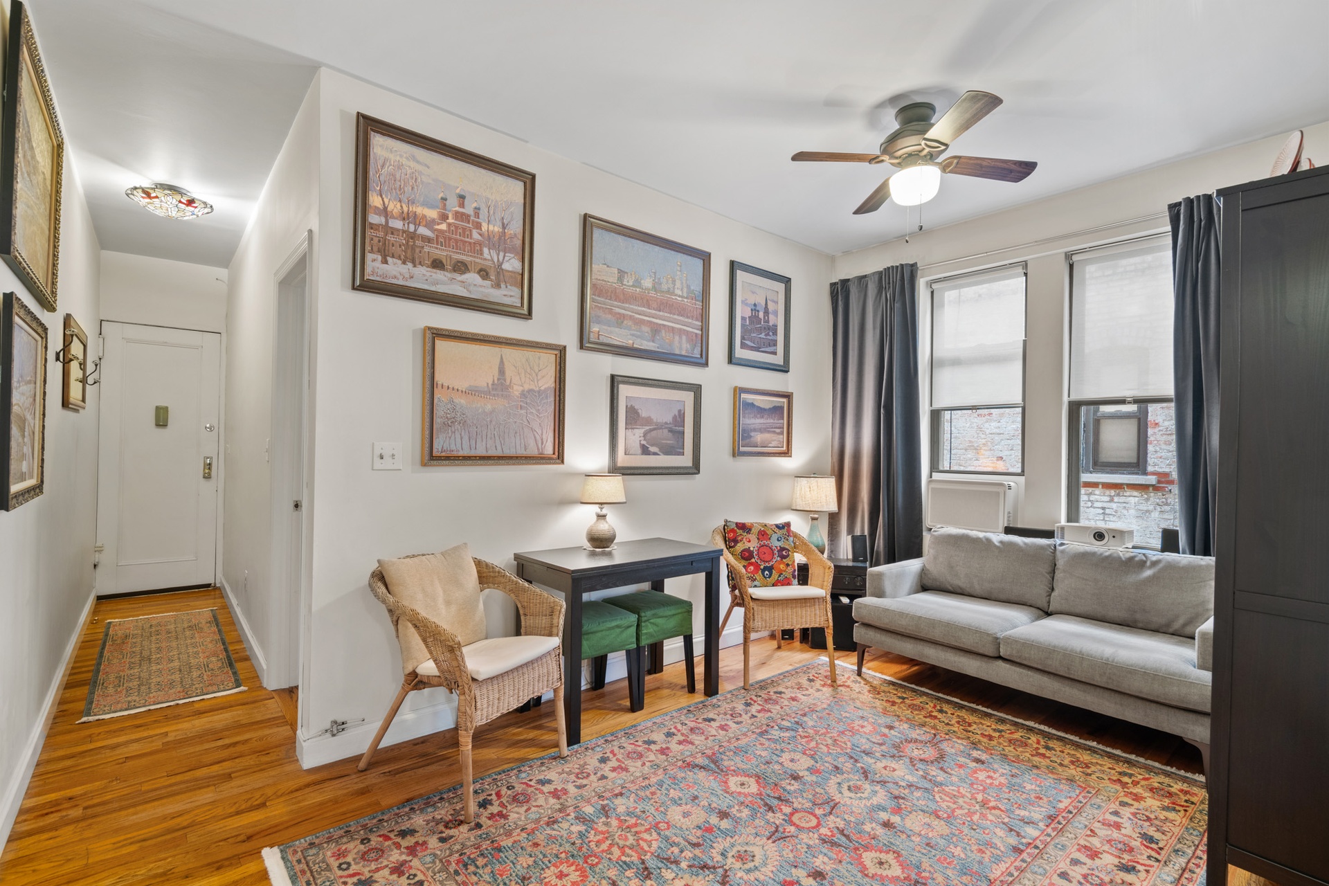 #4 photo, 145 W 12th Street, マンハッタン Greenwich Village , NY 10011