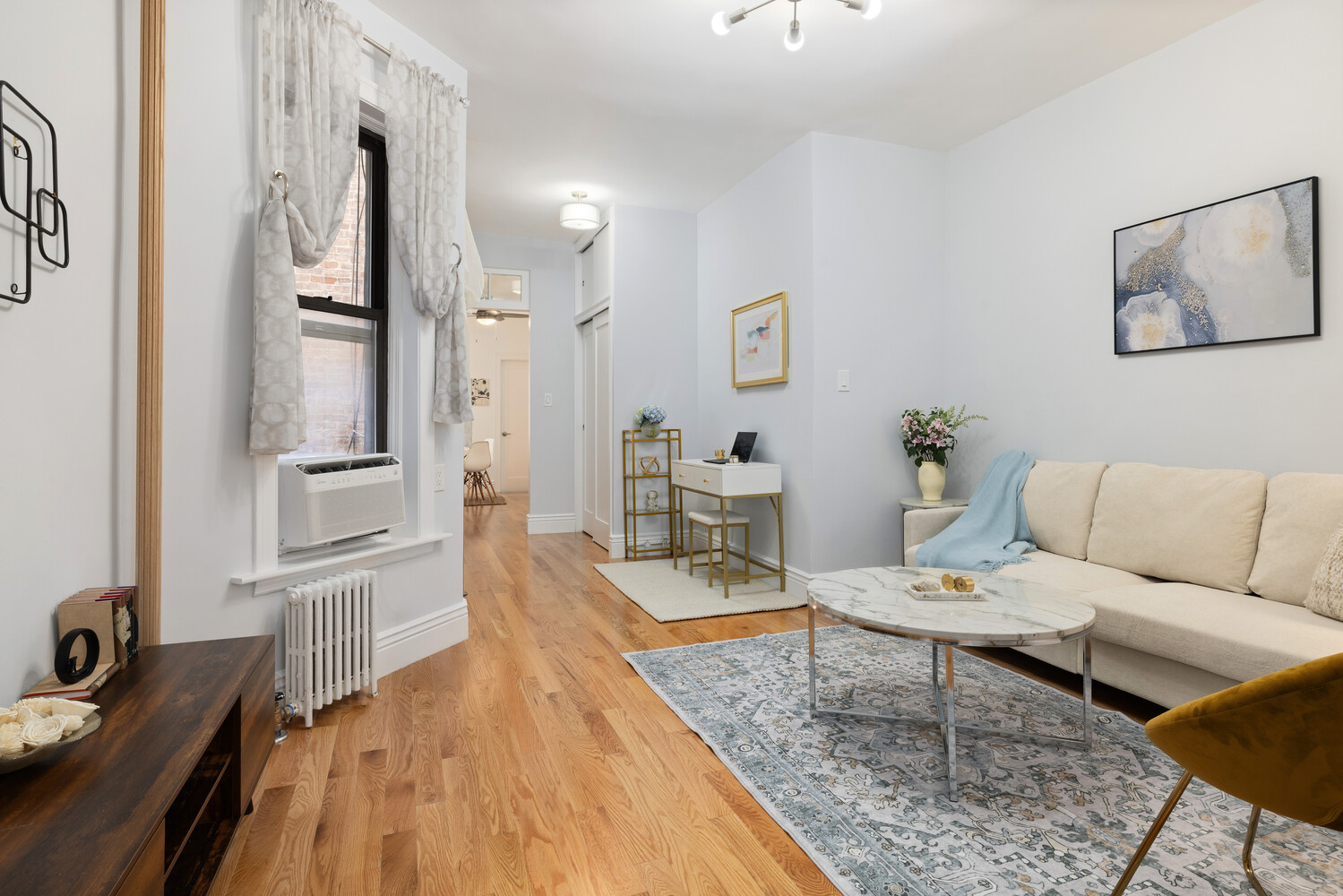 #1 photo, 514 E 82ND Street, मैनहटन Yorkville , NY 10028