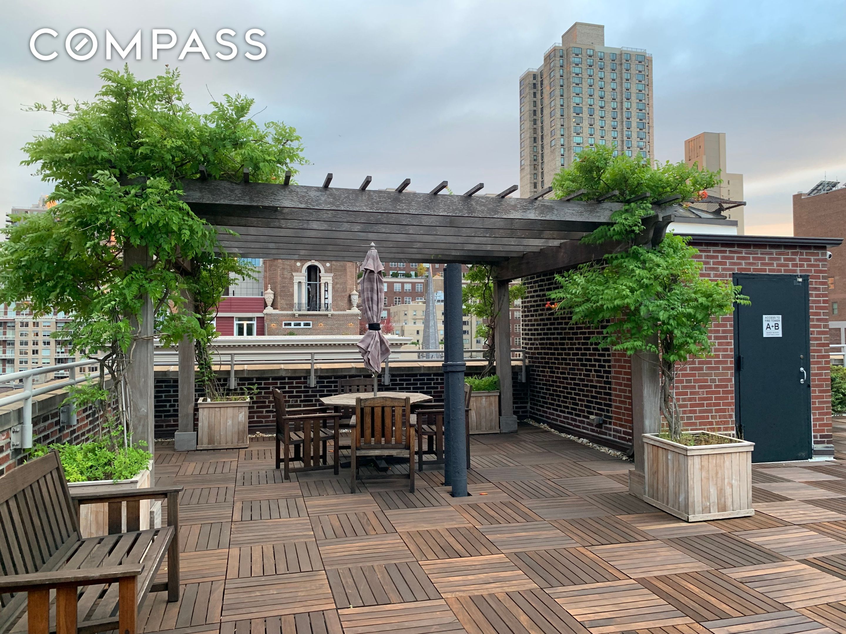 #16 photo, 1349 Lexington Avenue, マンハッタン Upper East Side , NY 10128