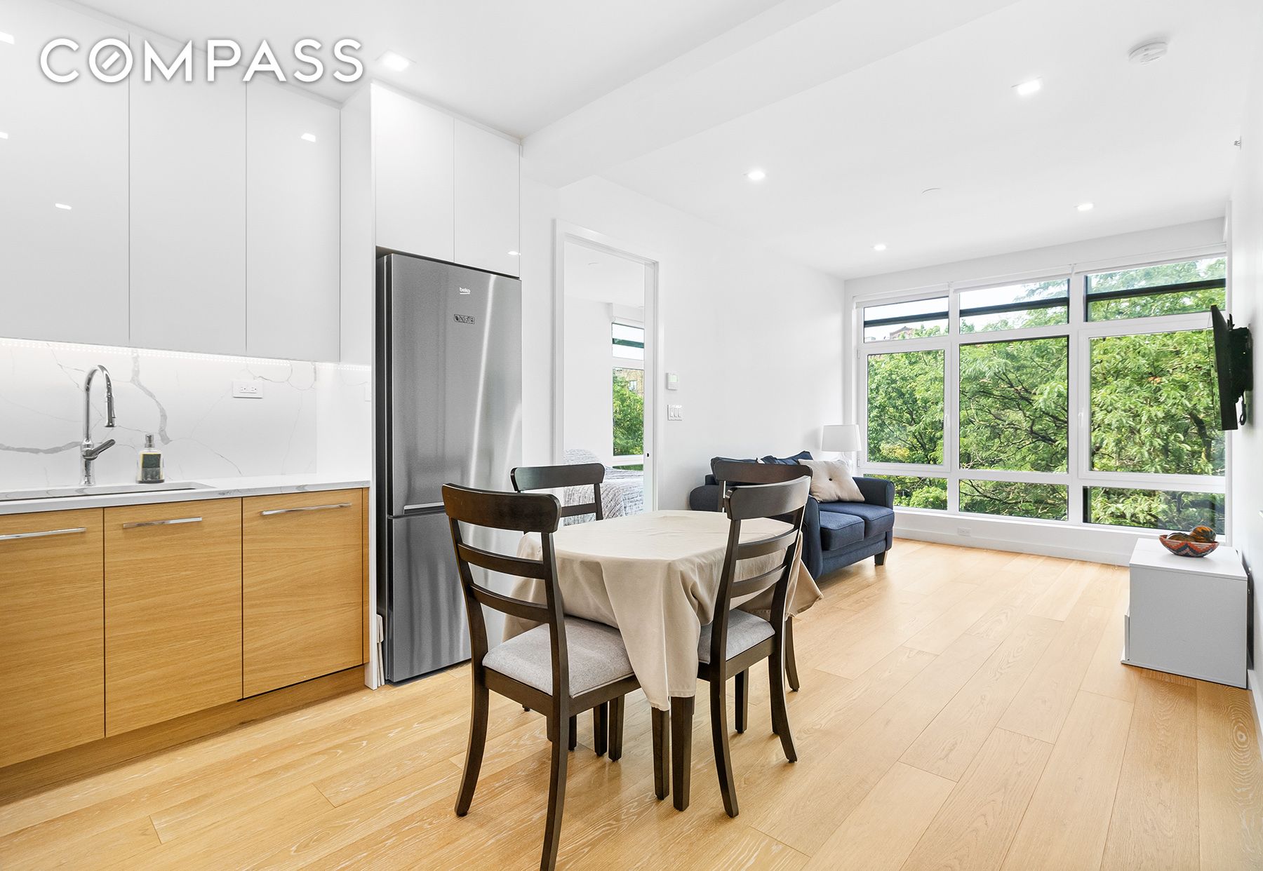 #4 photo, 309 Ocean Parkway, Kensington , NY 11218