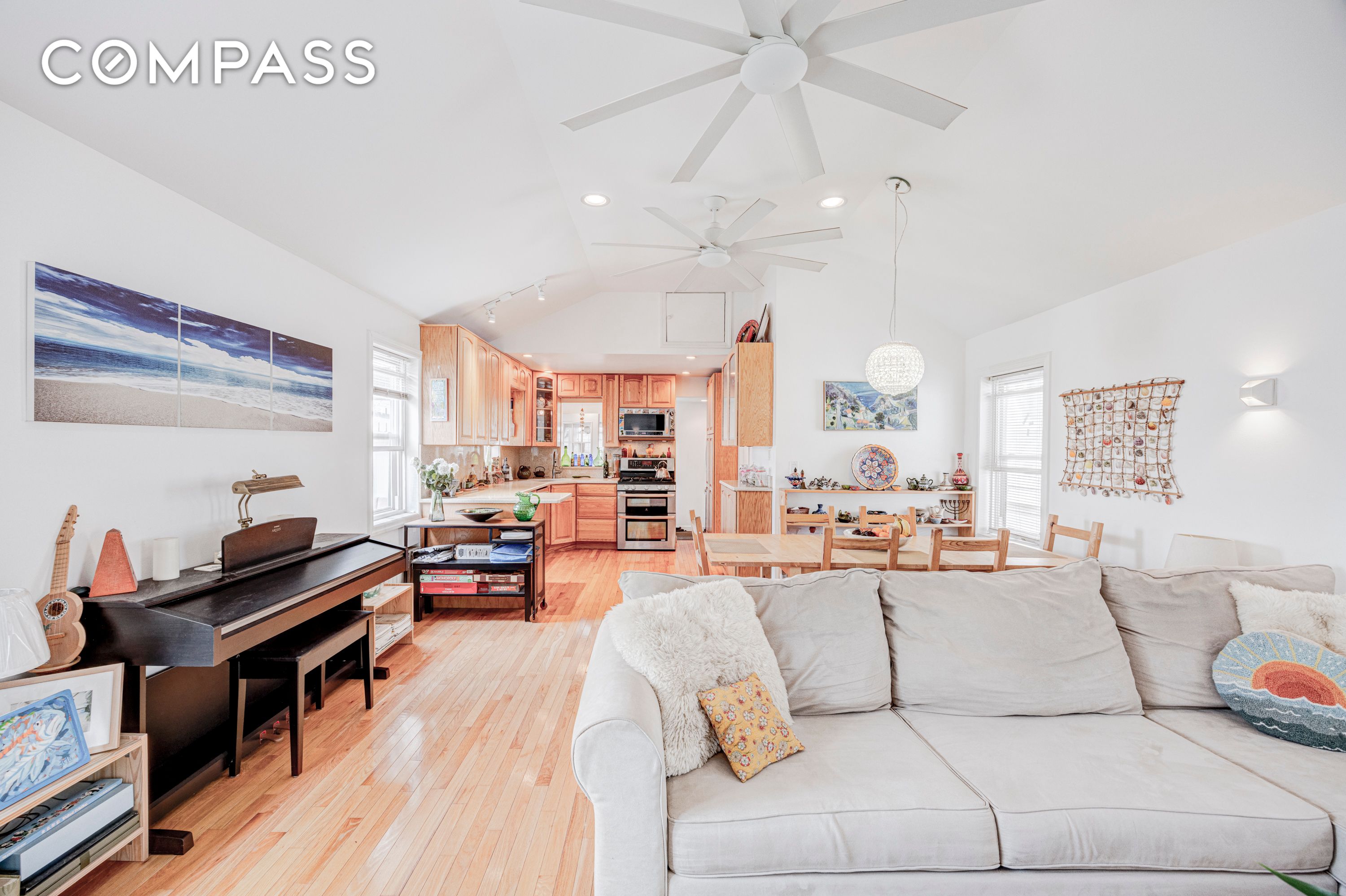 #1 photo, 355 D Dormans Court, クイーンズ区 Hammels , NY 11693