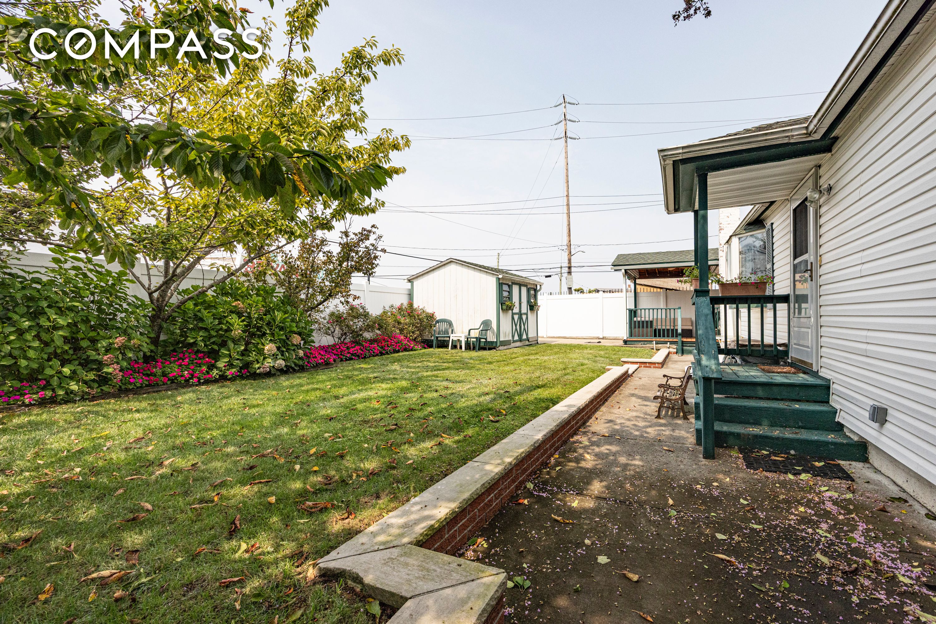 #17 photo, 355 D Dormans Court, クイーンズ区 Hammels , NY 11693