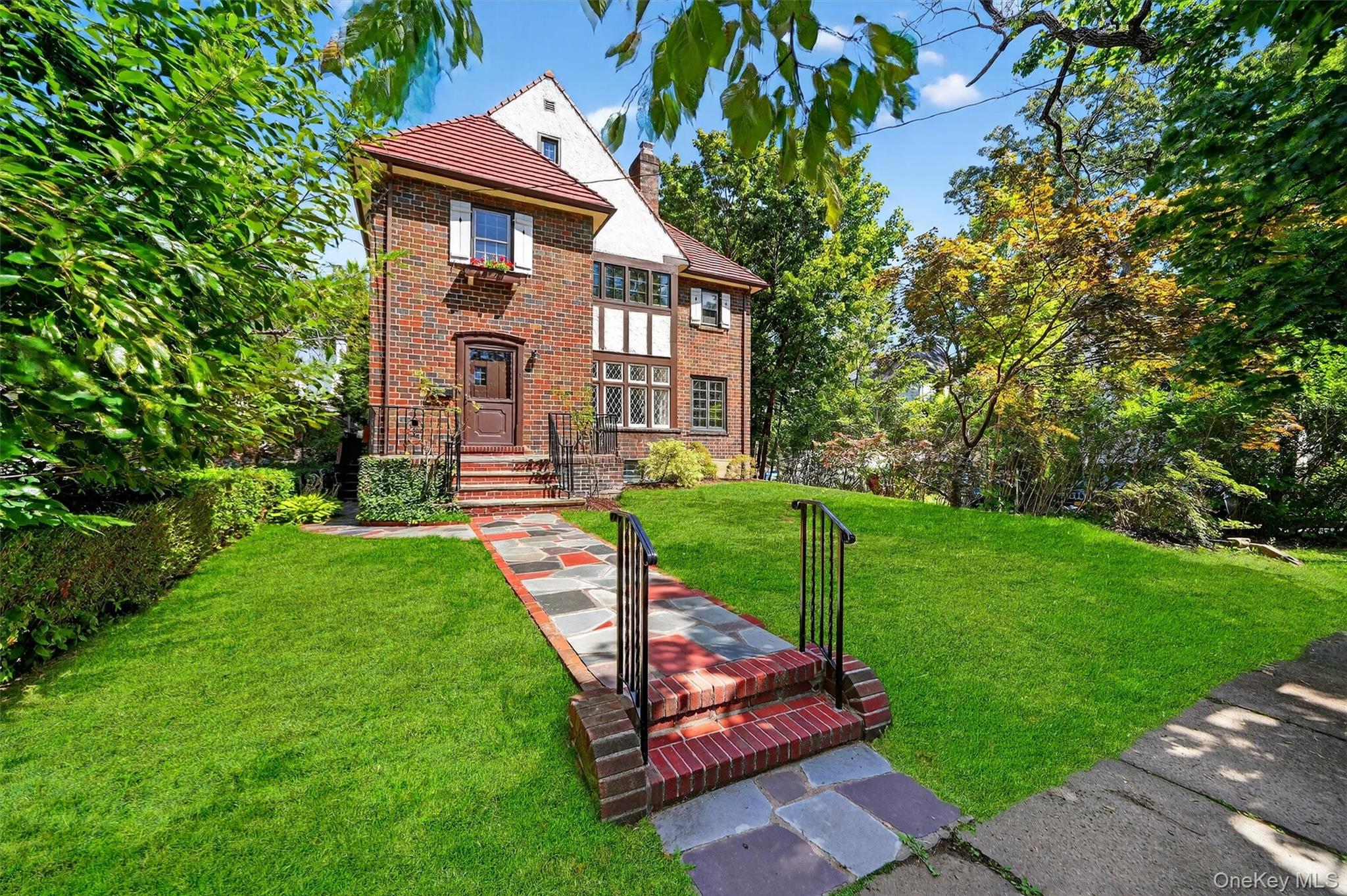 #2 photo, 15 Park Place, Fleetwood , NY 10552