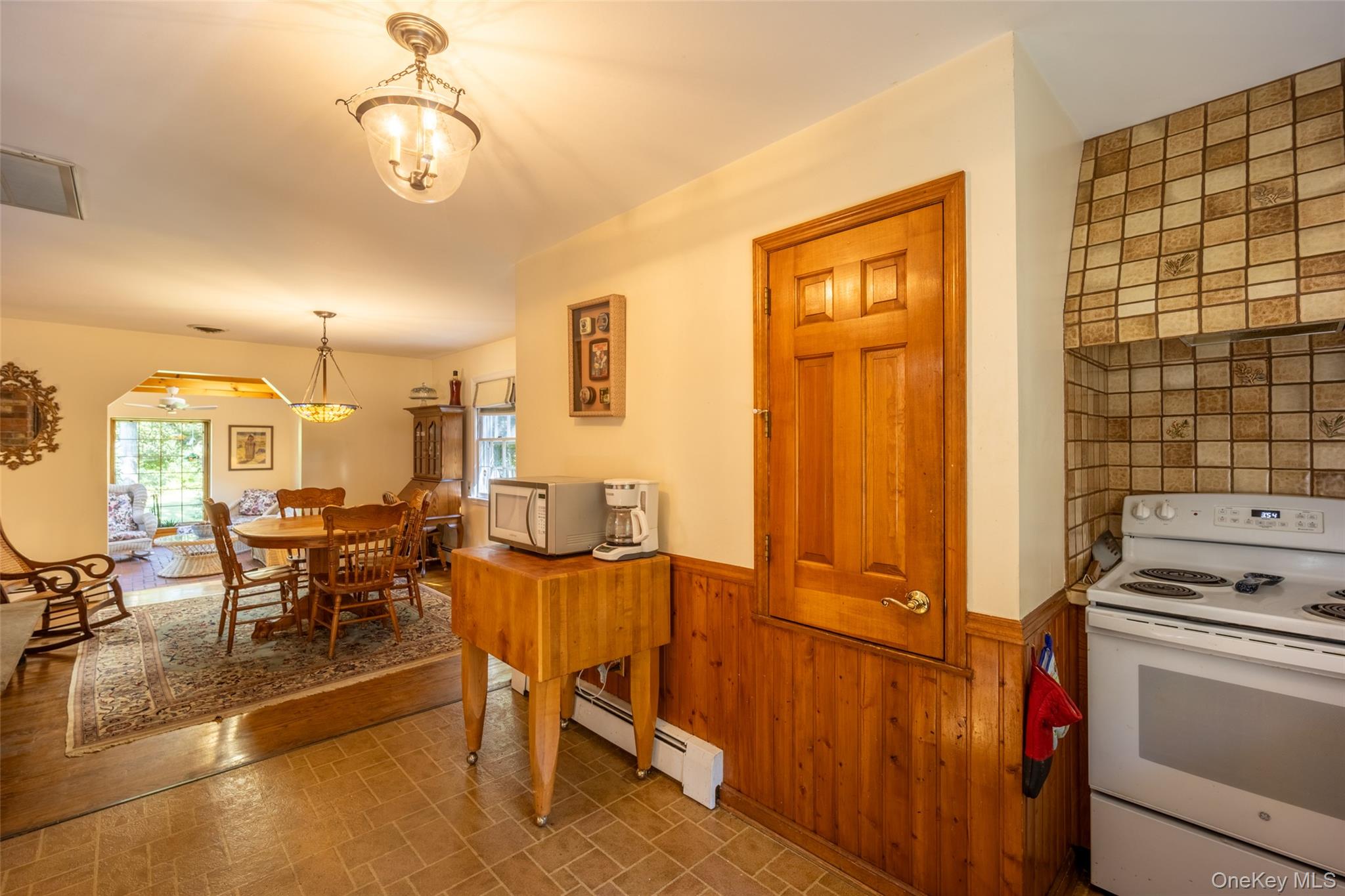 #8 photo, 102 Stream Lane, Pleasant Valley , NY 12569