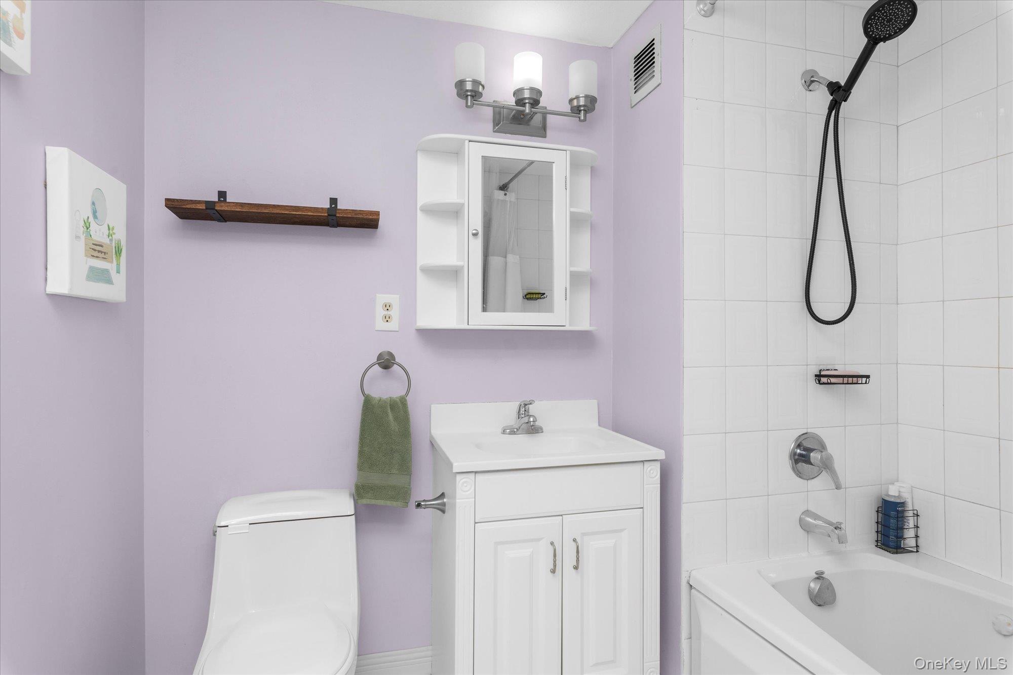 #13 photo, 235 W Park Avenue, ナッソー郡 Long Beach , NY 11561