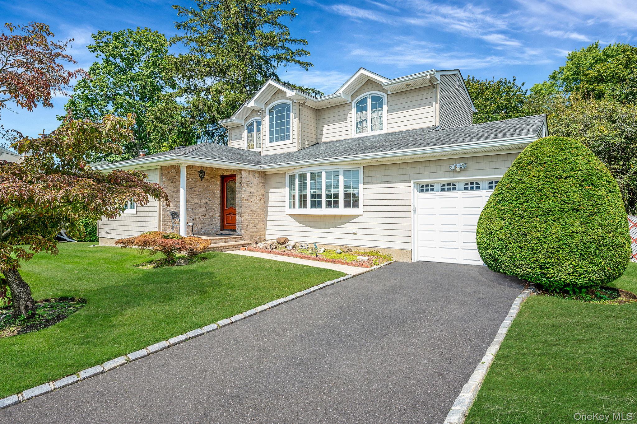 #1 photo, 122 Southern Parkway, ナッソー郡 Plainview , NY 11803