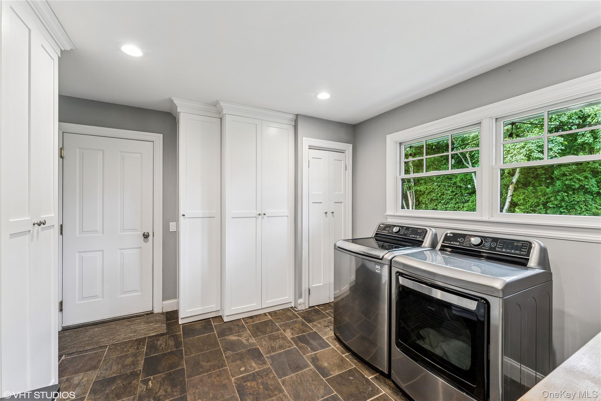 #18 photo, 15 Flamingo Road, नासाउ काउंटी East Hills , NY 11576