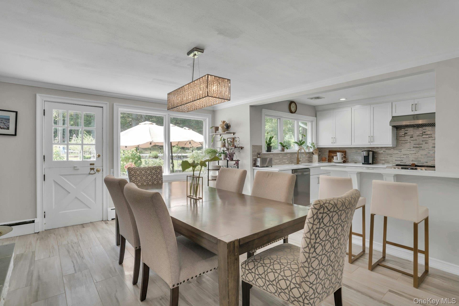 #12 photo, 169 Dix Hills Road, Dix Hills , NY 11746