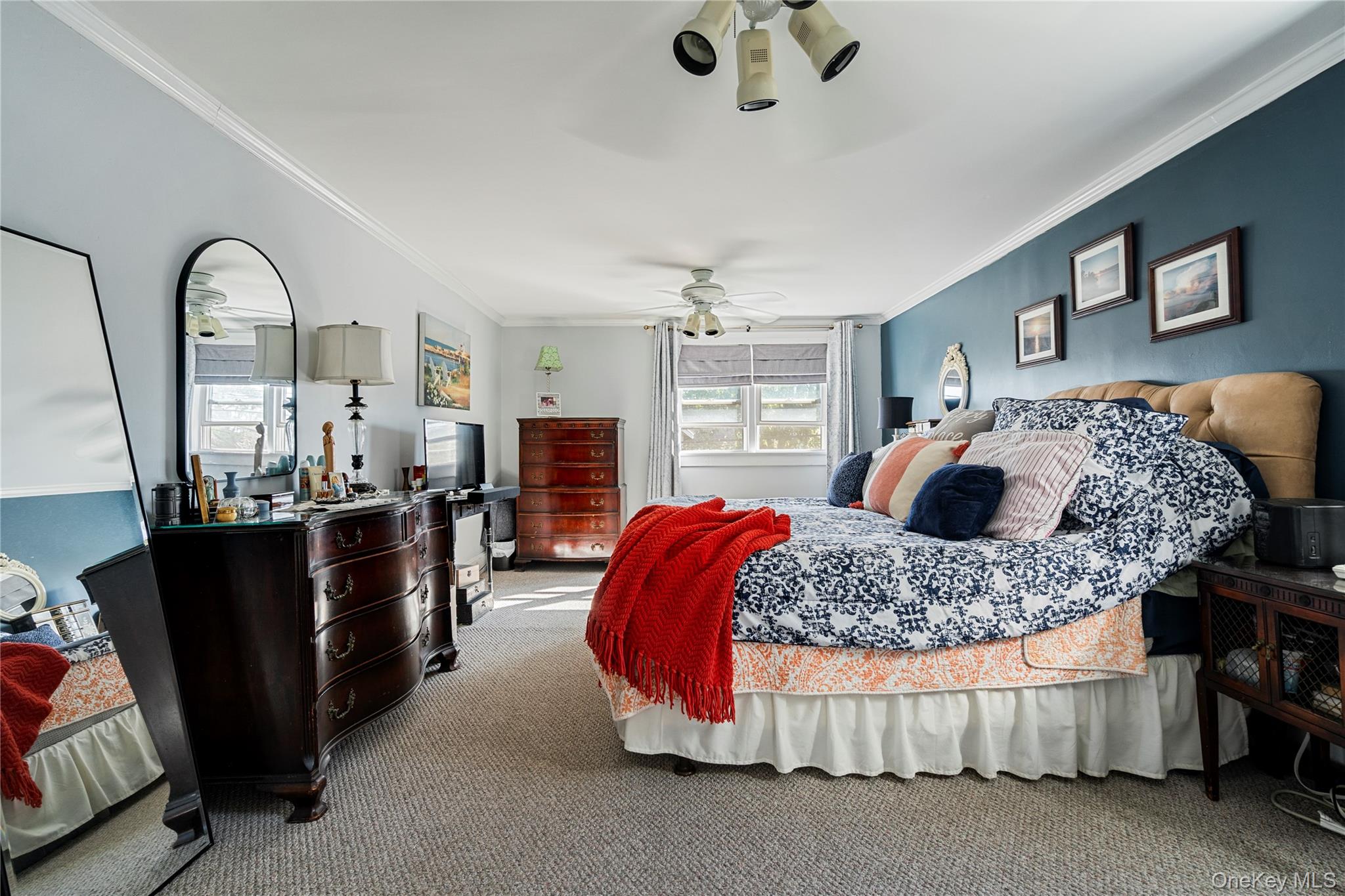 #12 photo, 197 S 4th Street, Lindenhurst , NY 11757