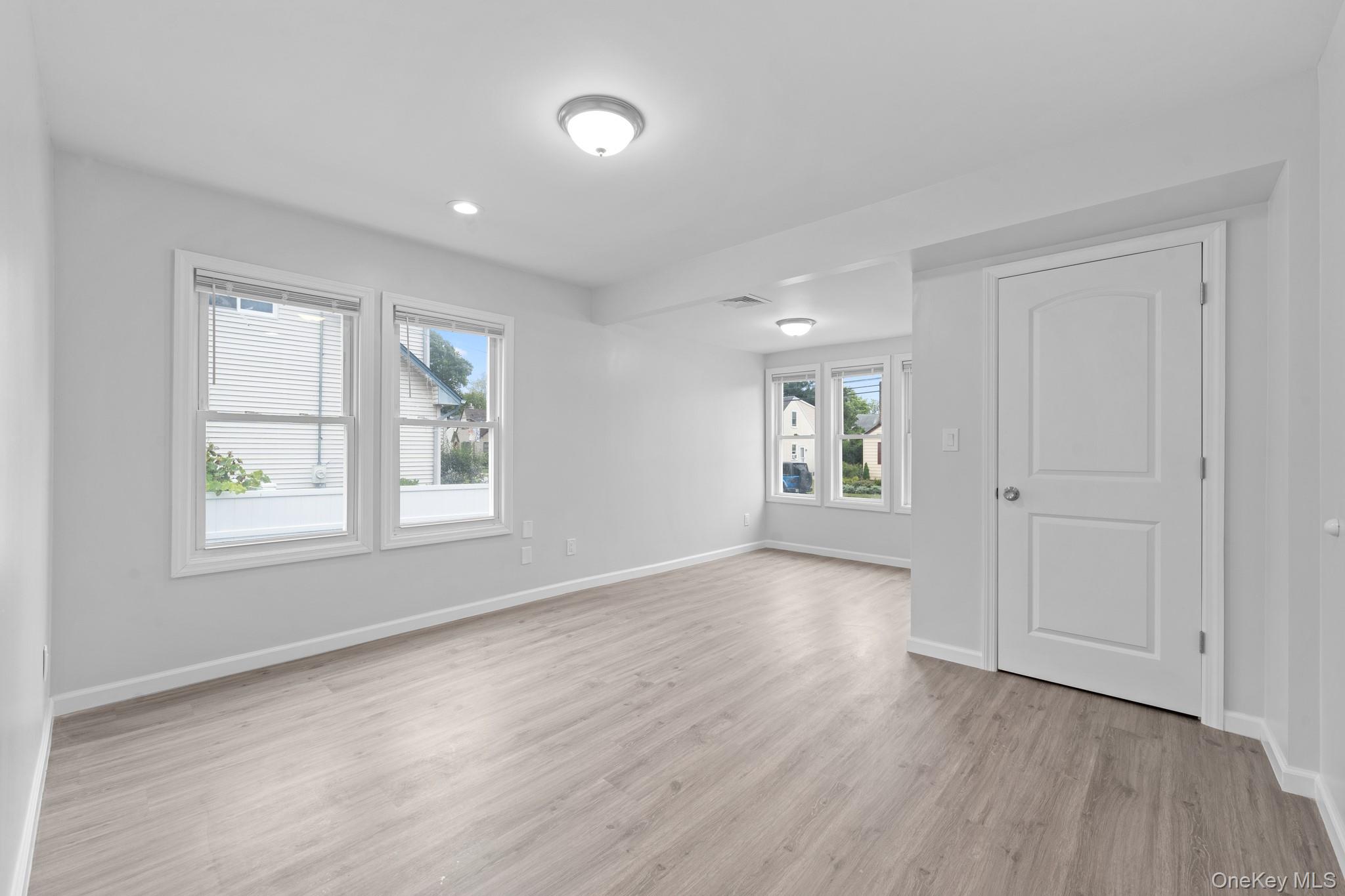 #16 photo, 549 Emerson Avenue, Baldwin , NY 11510