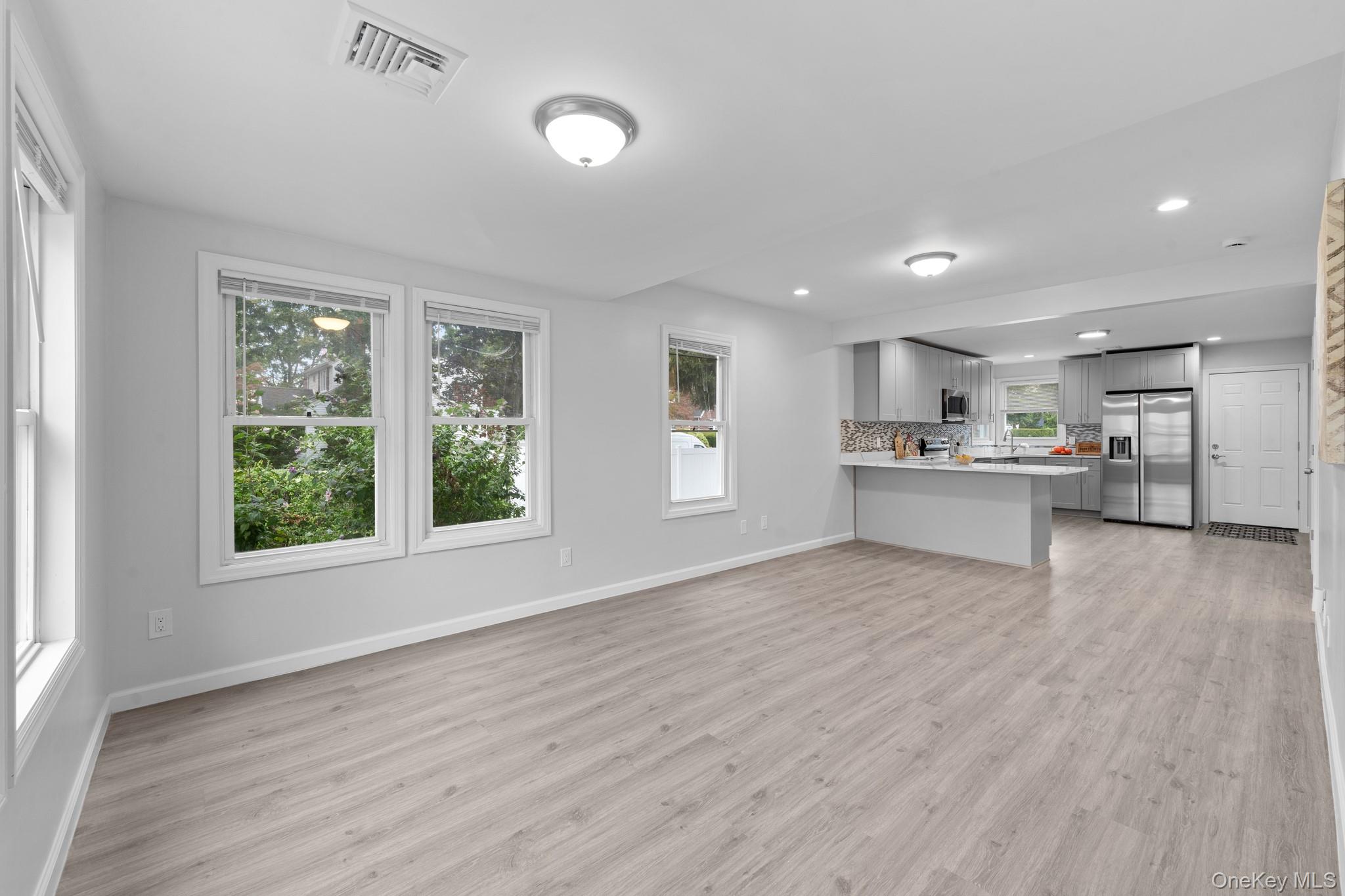 #8 photo, 549 Emerson Avenue, Baldwin , NY 11510