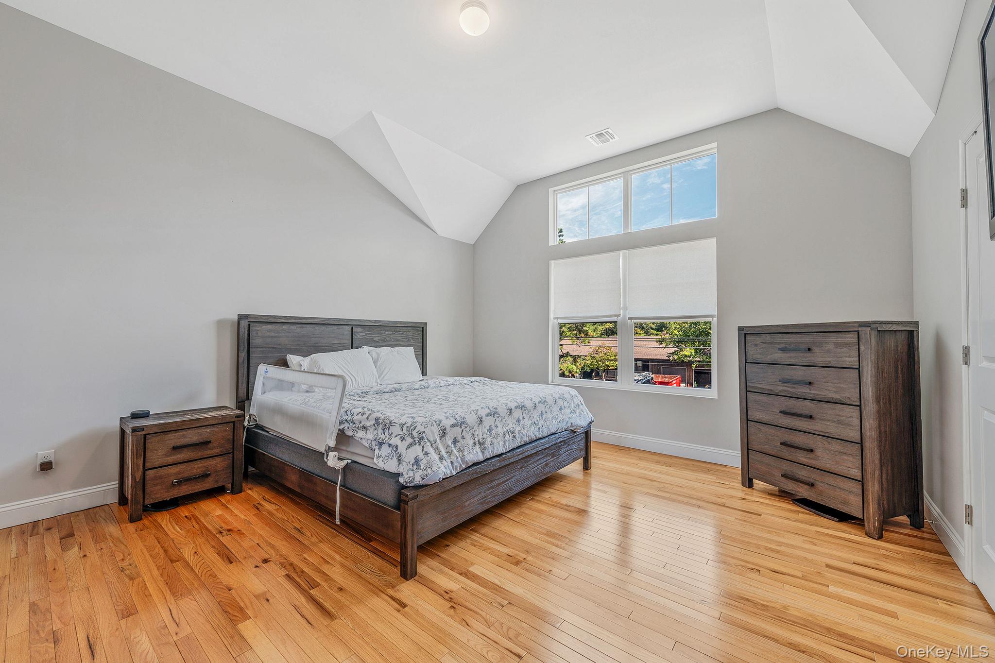 #13 photo, 164 Chestnut Street, Mount Sinai , NY 11766