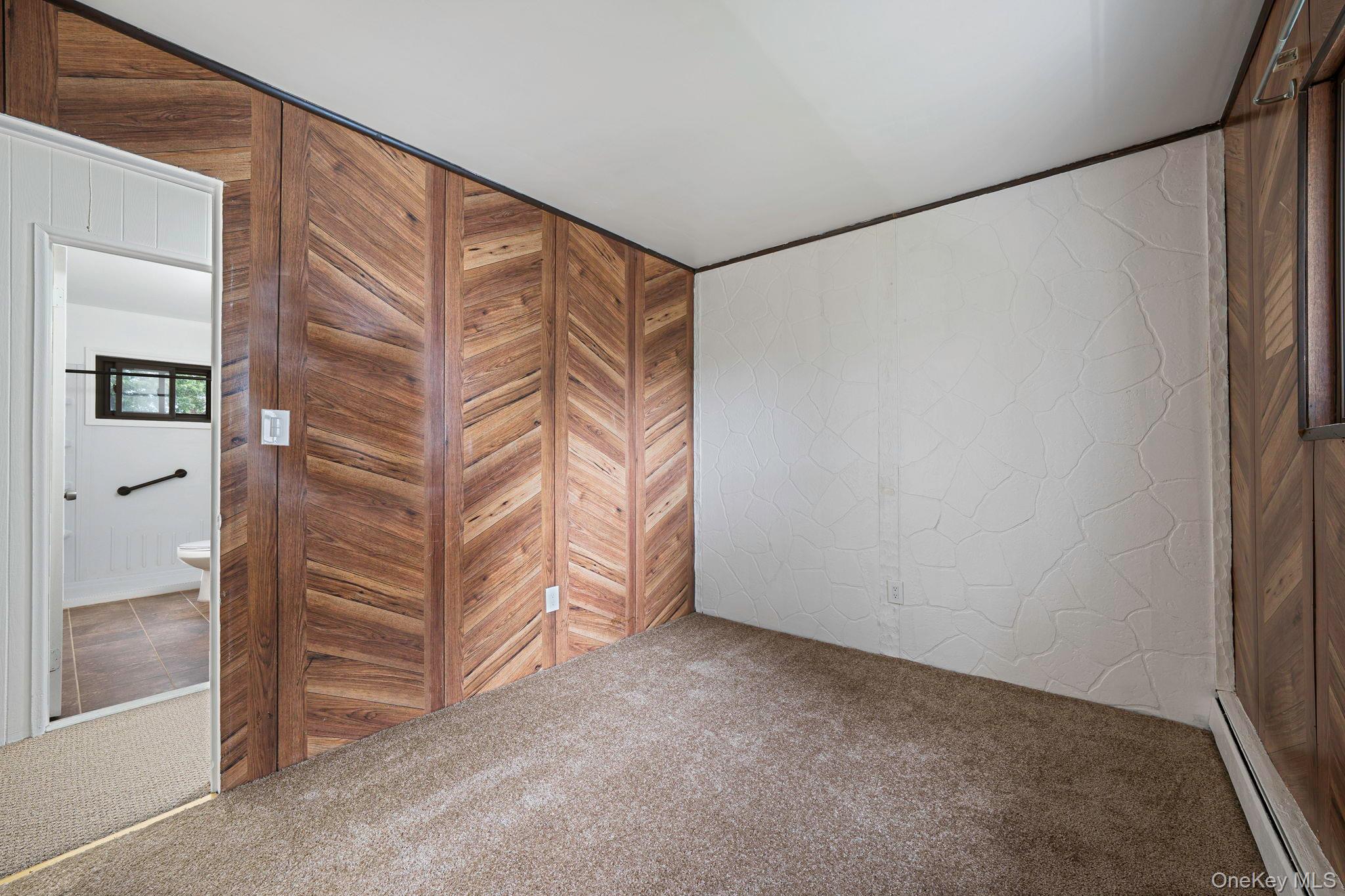 #9 photo, 813 Windmill Avenue, West Babylon , NY 11704