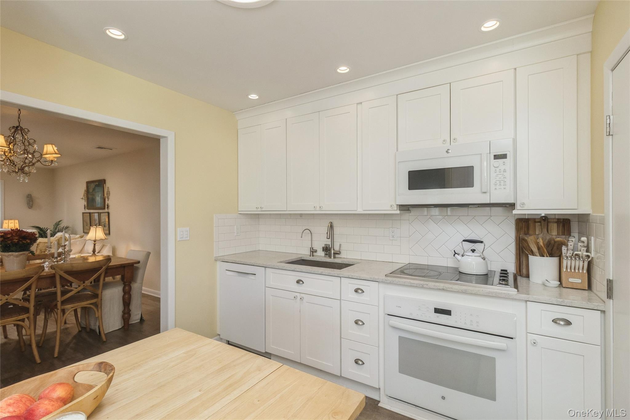 #3 photo, 155 Knolls Drive, サフォーク郡 Stony Brook , NY 11790