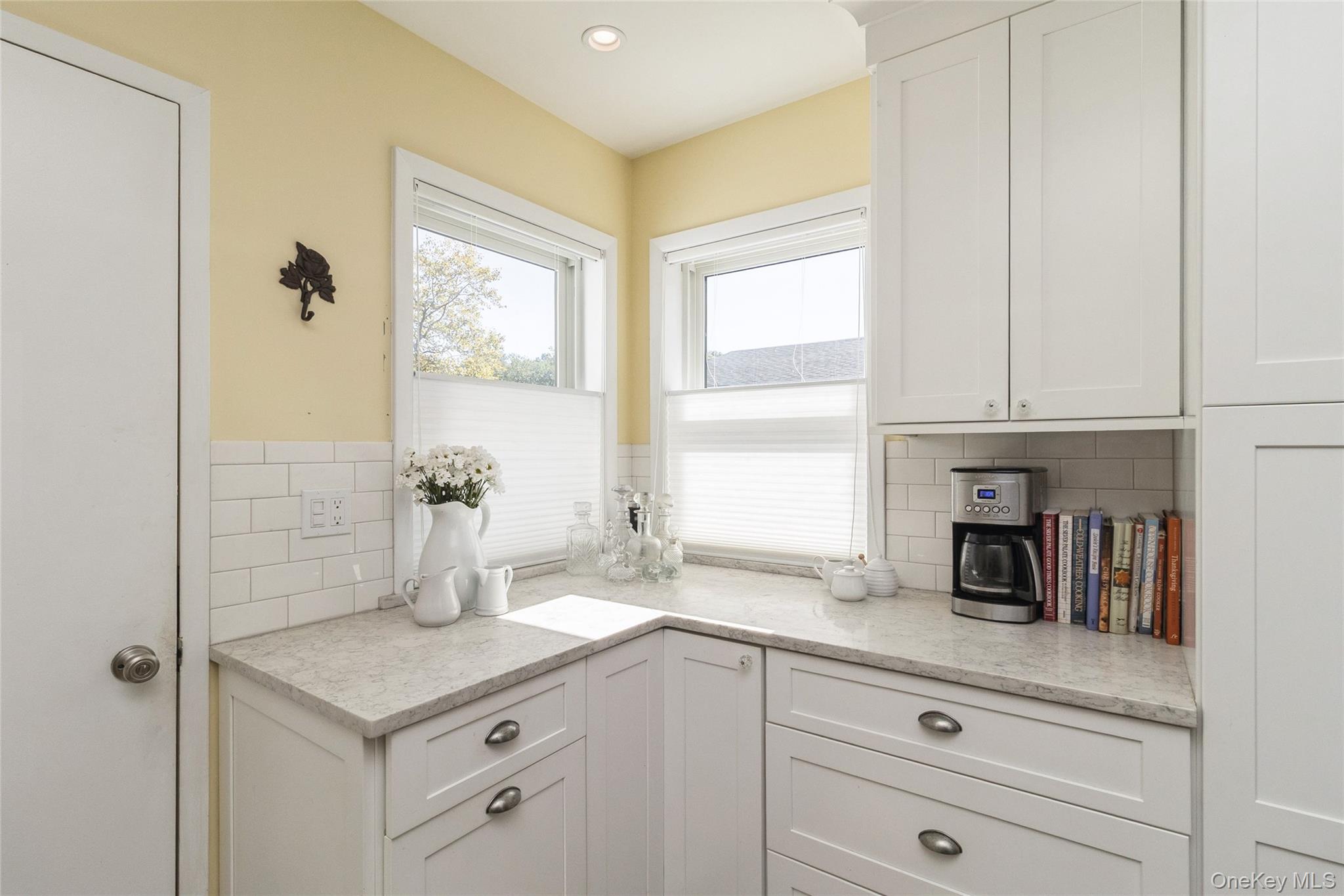 #4 photo, 155 Knolls Drive, サフォーク郡 Stony Brook , NY 11790