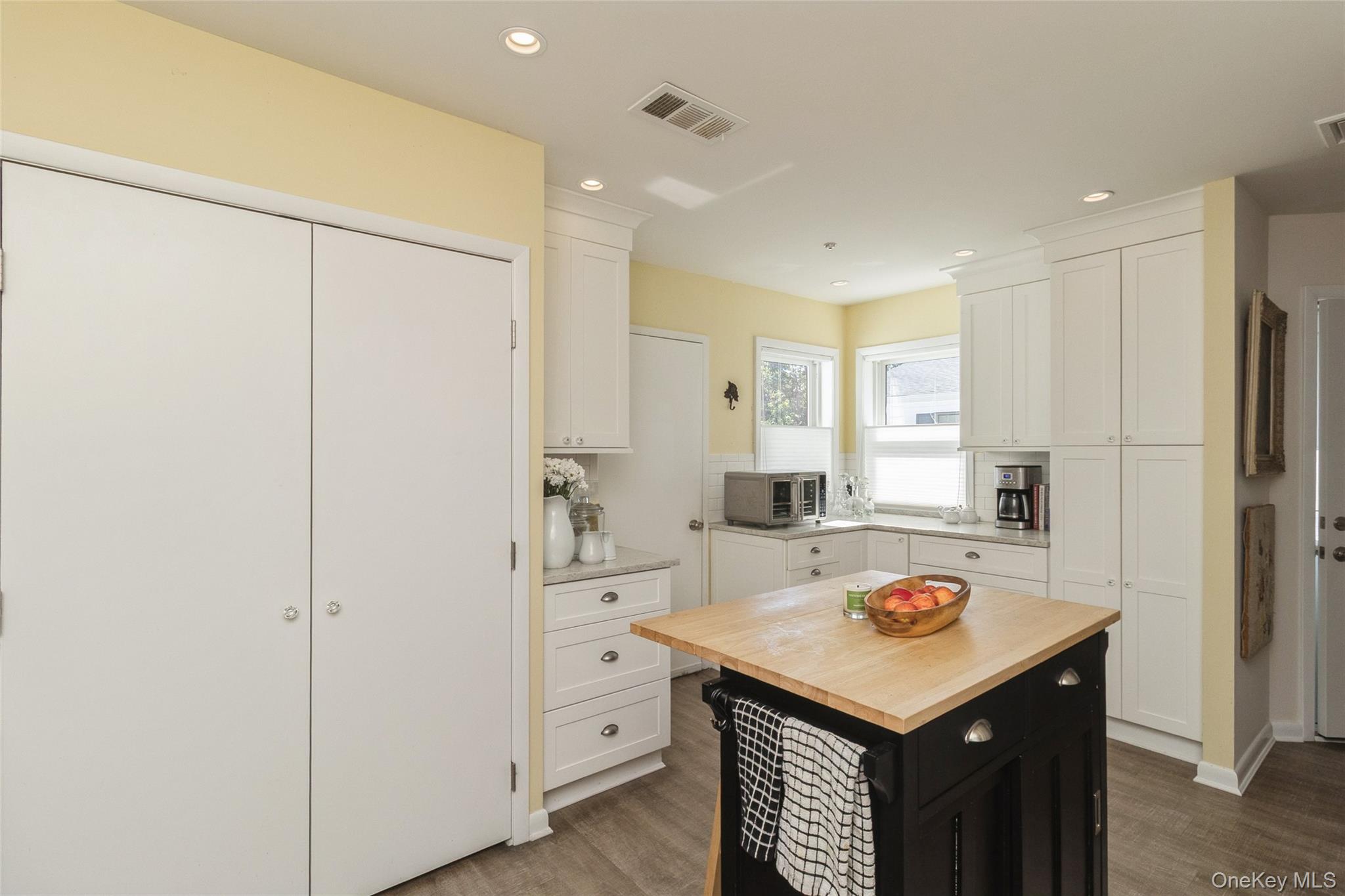 #7 photo, 155 Knolls Drive, サフォーク郡 Stony Brook , NY 11790