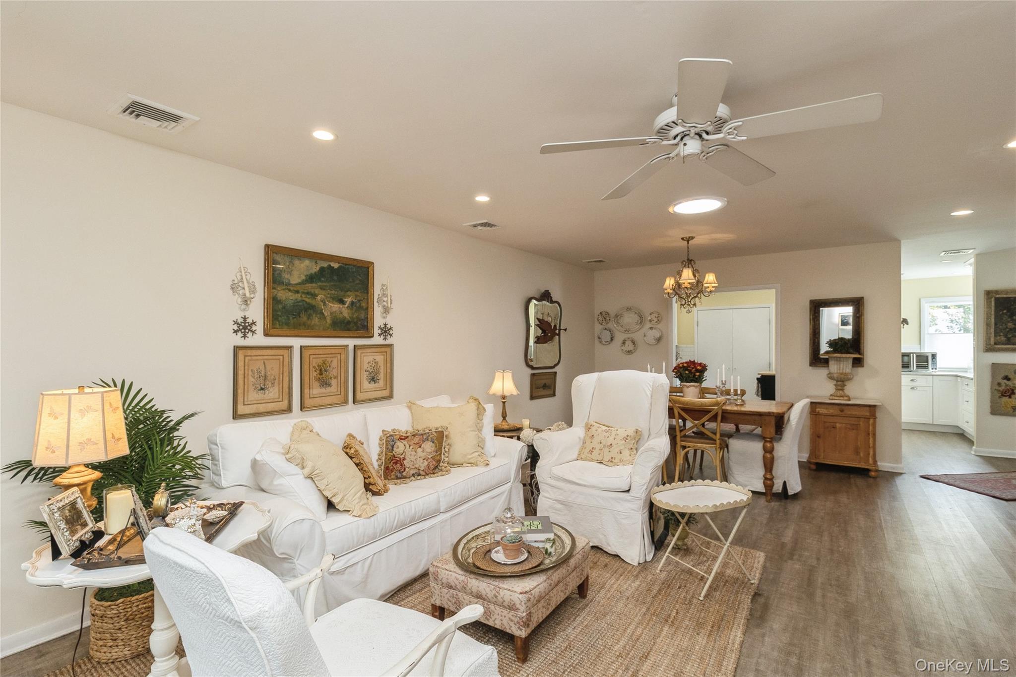 #9 photo, 155 Knolls Drive, サフォーク郡 Stony Brook , NY 11790