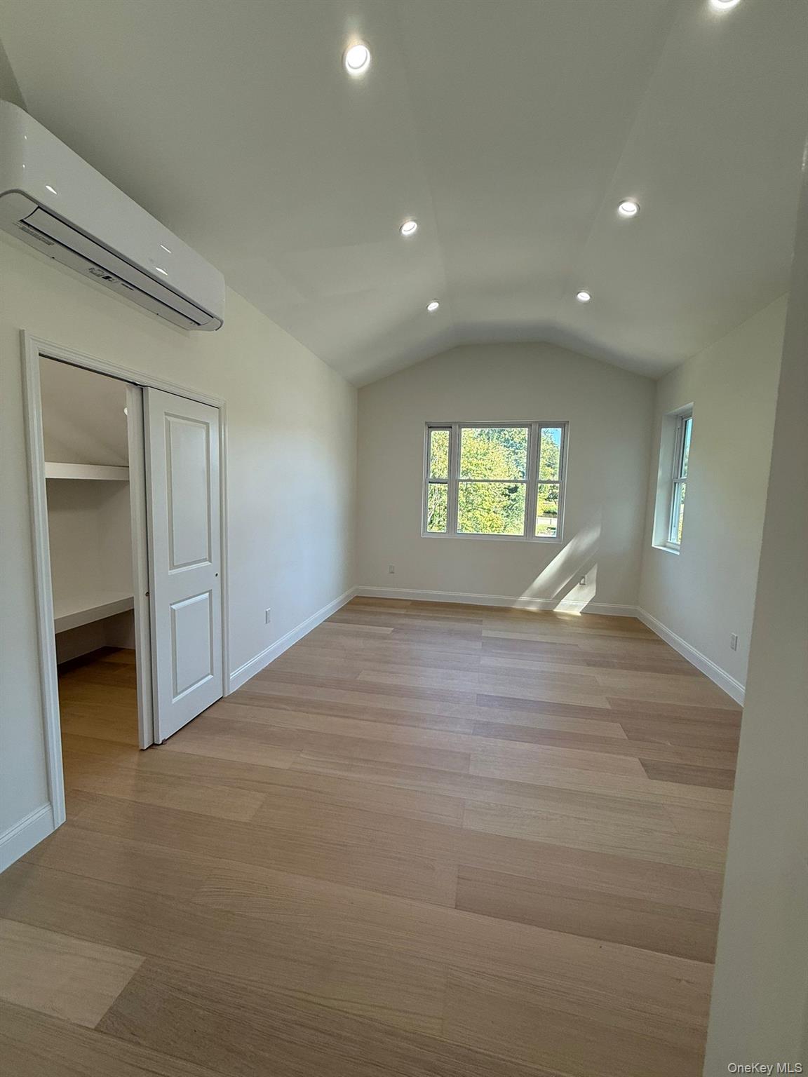 #18 photo, 12 Shelley Avenue, Hartsdale , NY 10530