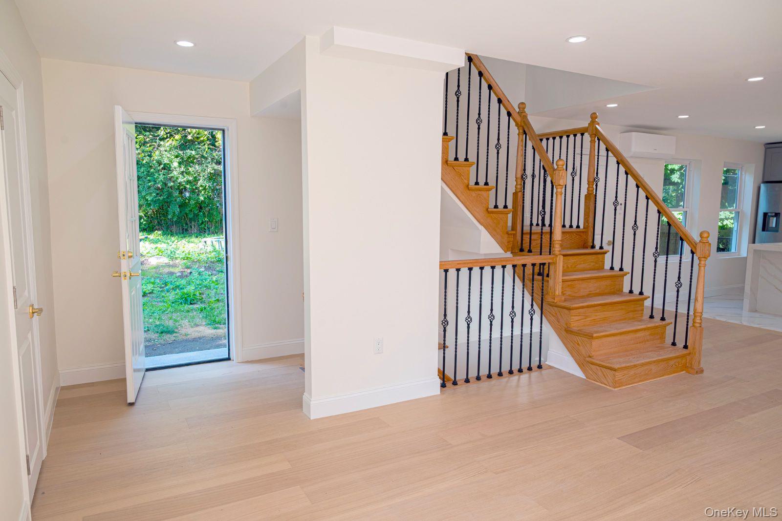 #7 photo, 12 Shelley Avenue, Hartsdale , NY 10530