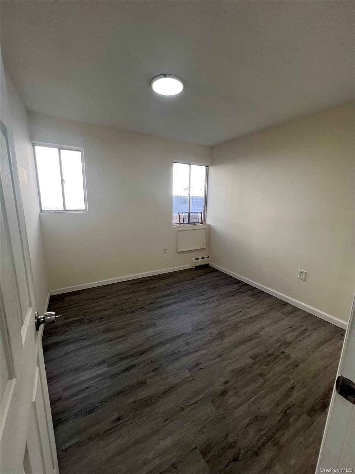 #7 photo, 12301 82nd Road, クイーンズ区 Kew Gardens , NY 11415