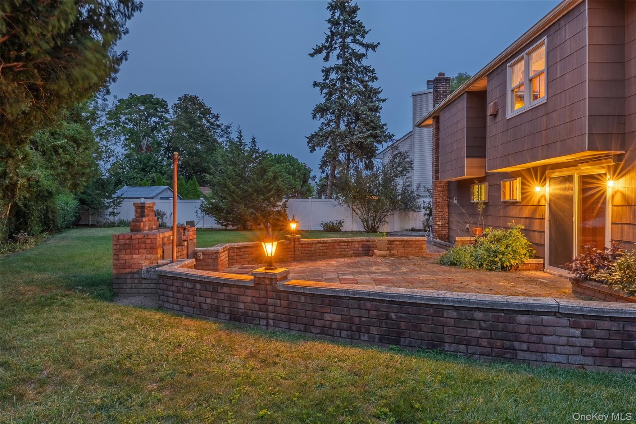 #3 photo, 2393 Elk Court, North Bellmore , NY 11710