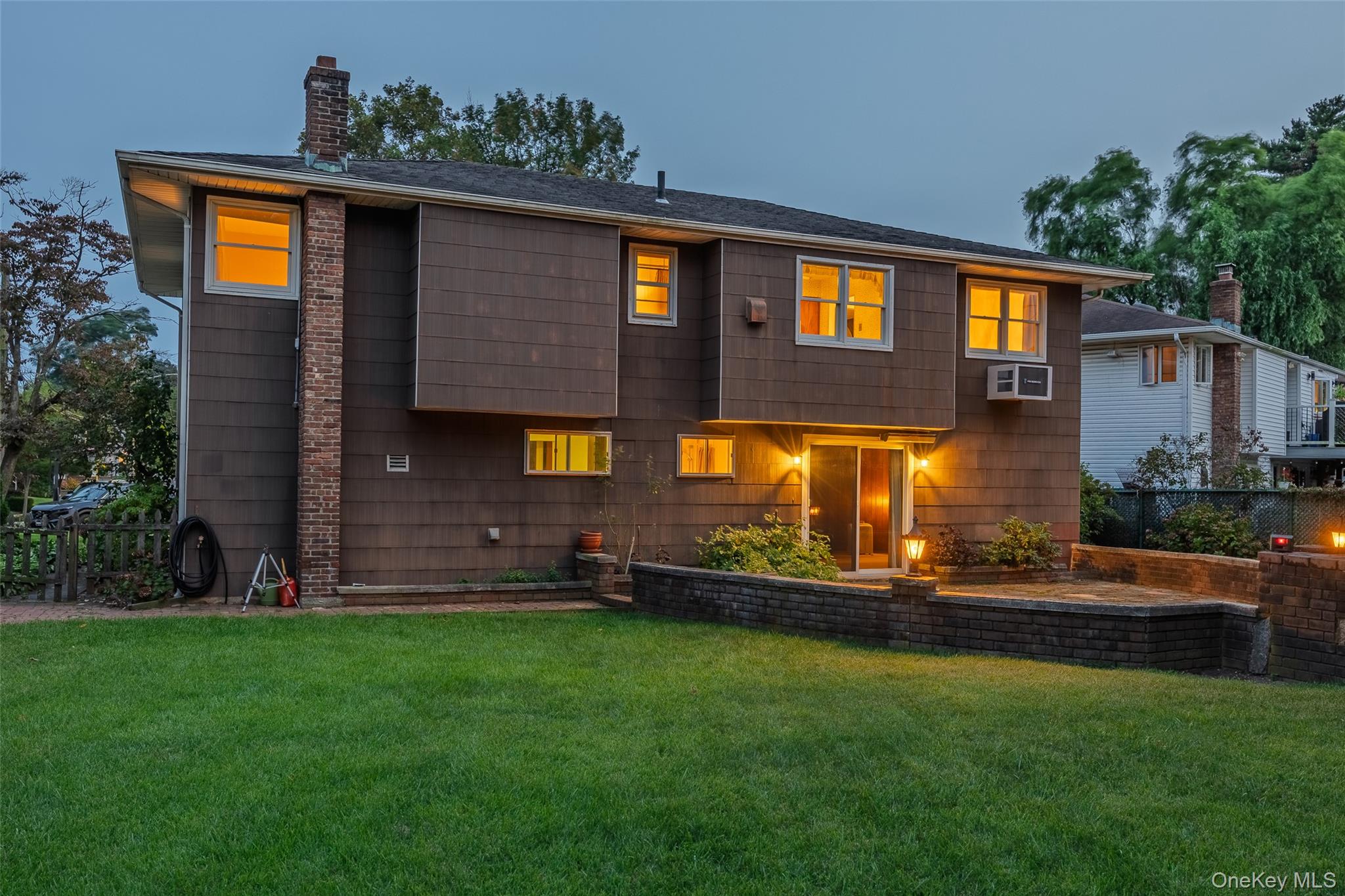 #4 photo, 2393 Elk Court, North Bellmore , NY 11710