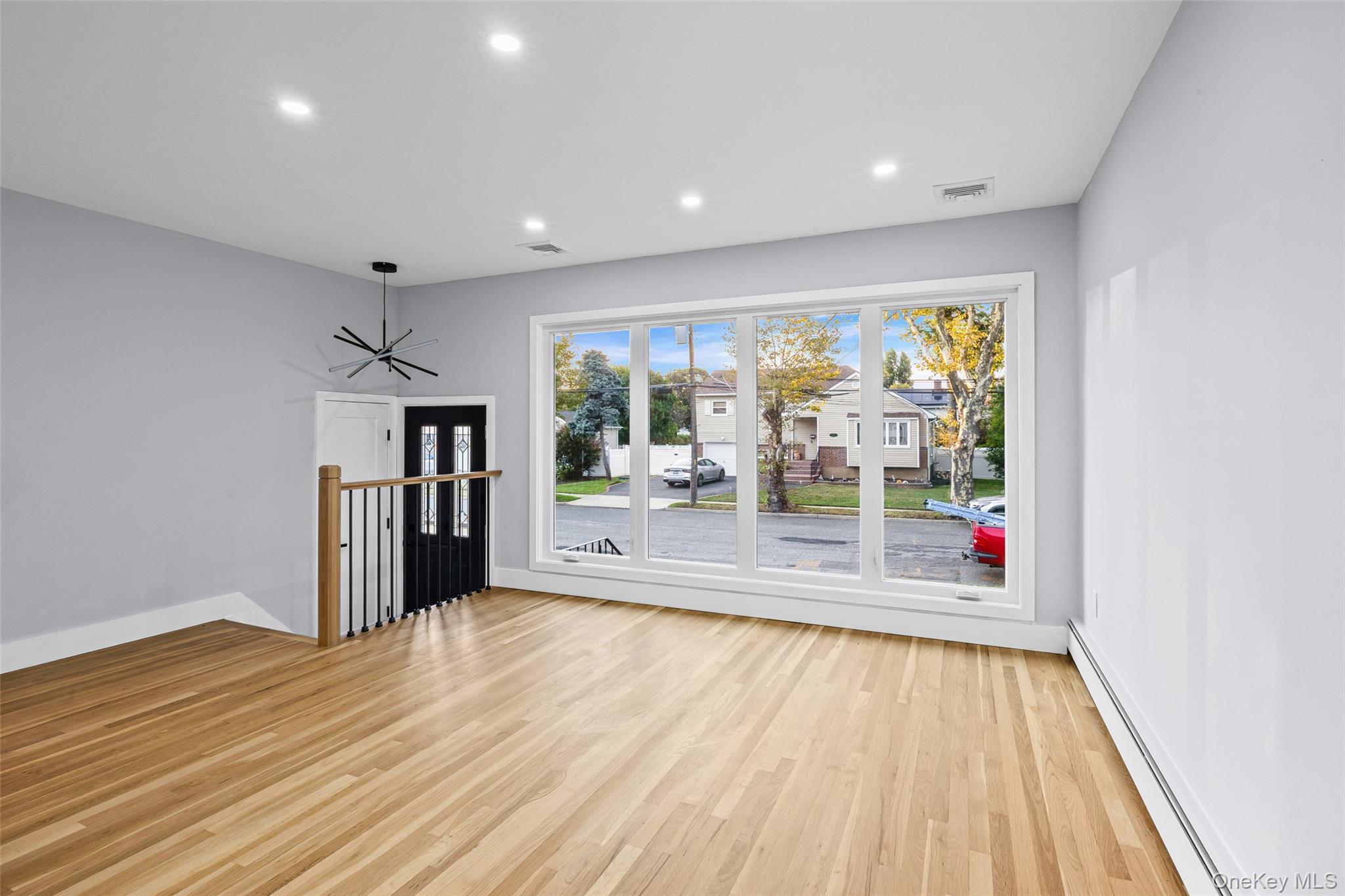 #19 photo, 2100 Beverly Way, Merrick , NY 11566