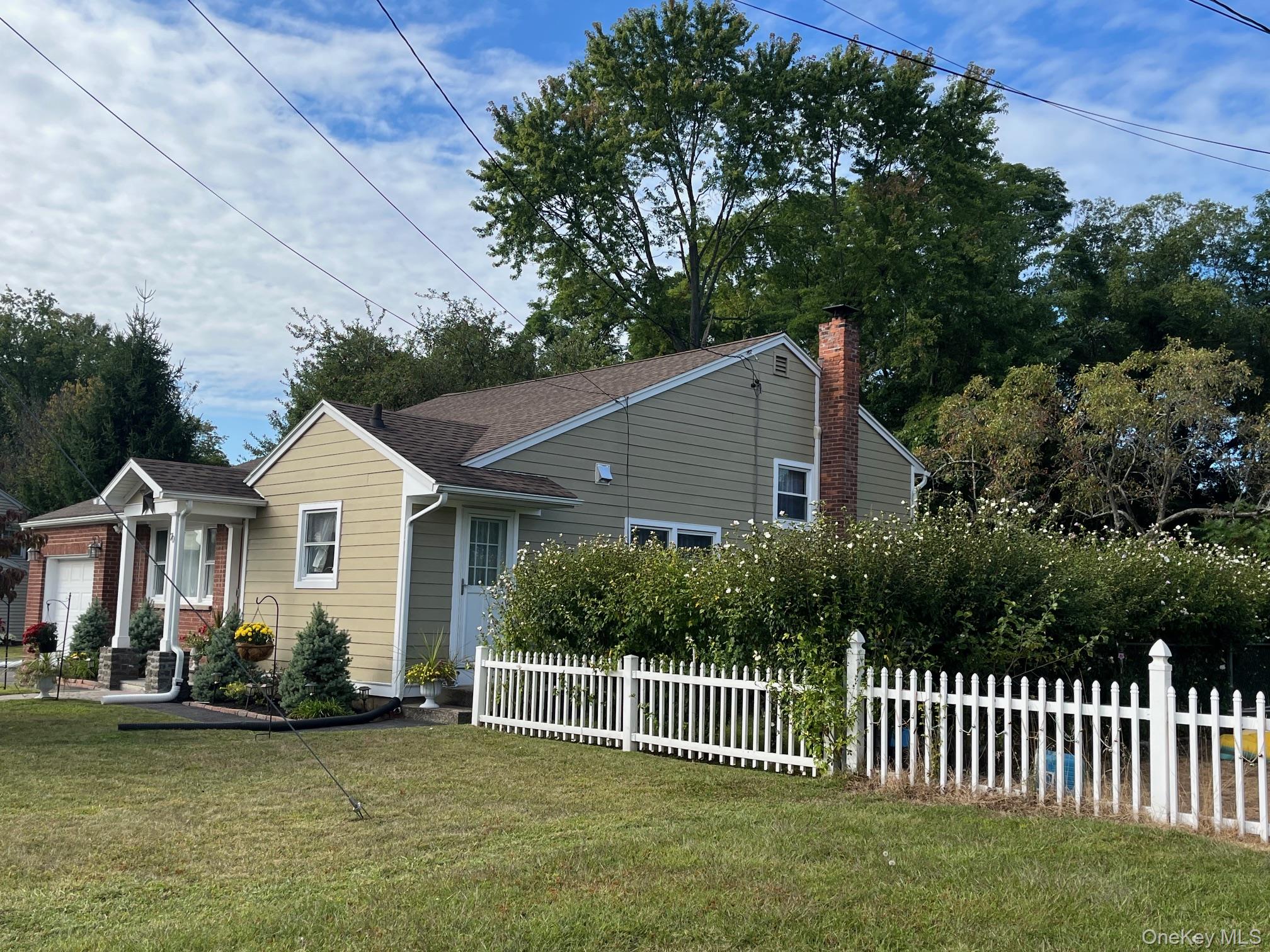 #3 photo, 70 Stahlman Place, Kingston , NY 12401