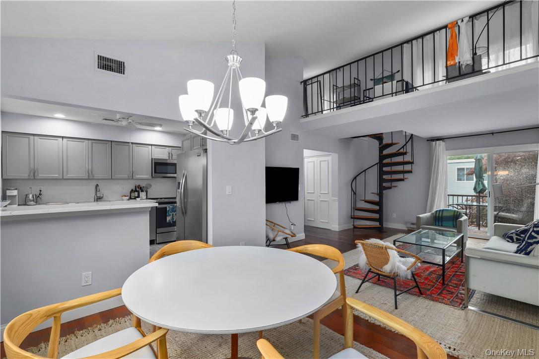 #1 photo, 208 Harris Road, Bedford Hills , NY 10507