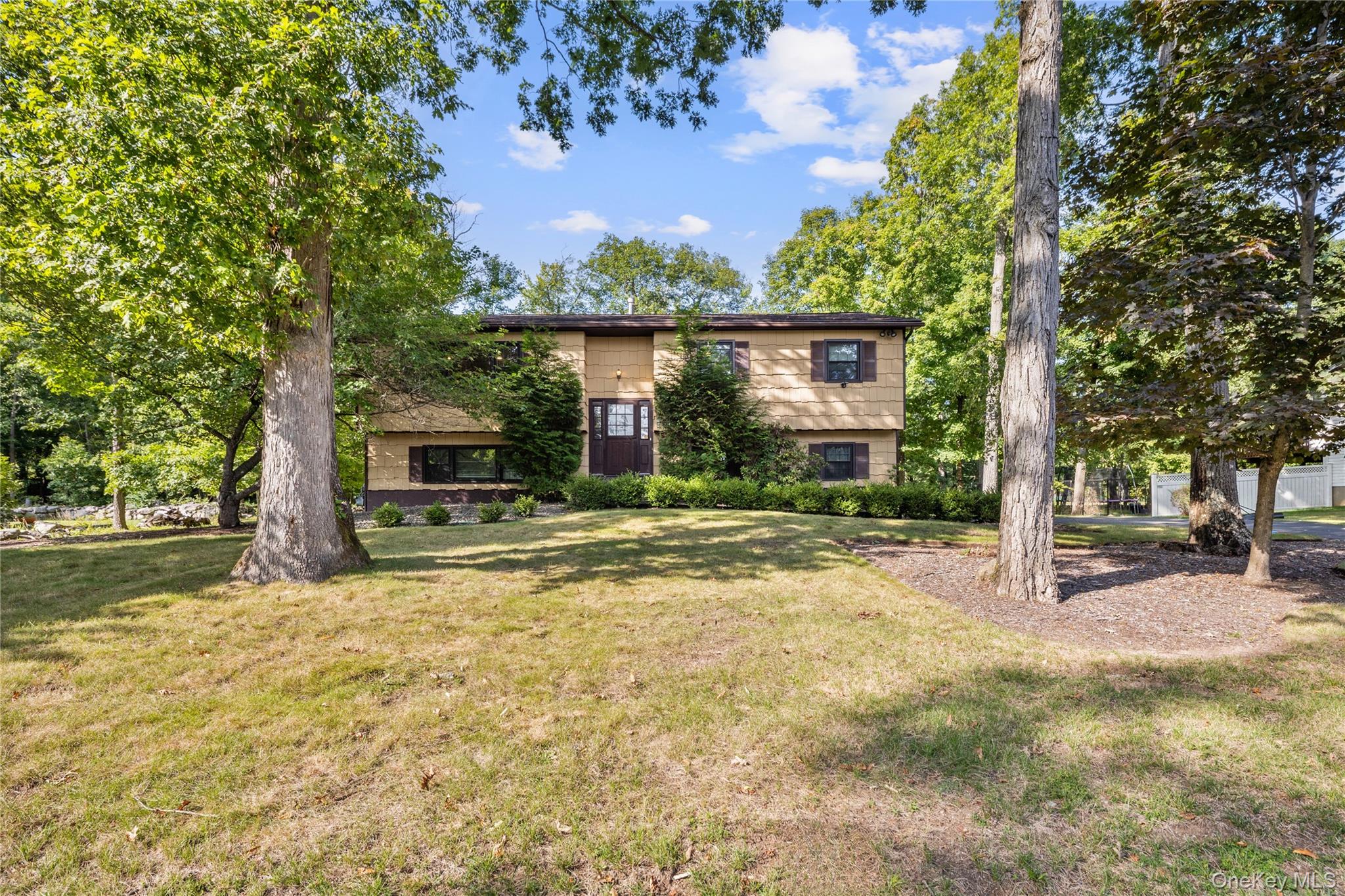 #1 photo, 19 Palisades Court, Pomona , NY 10970