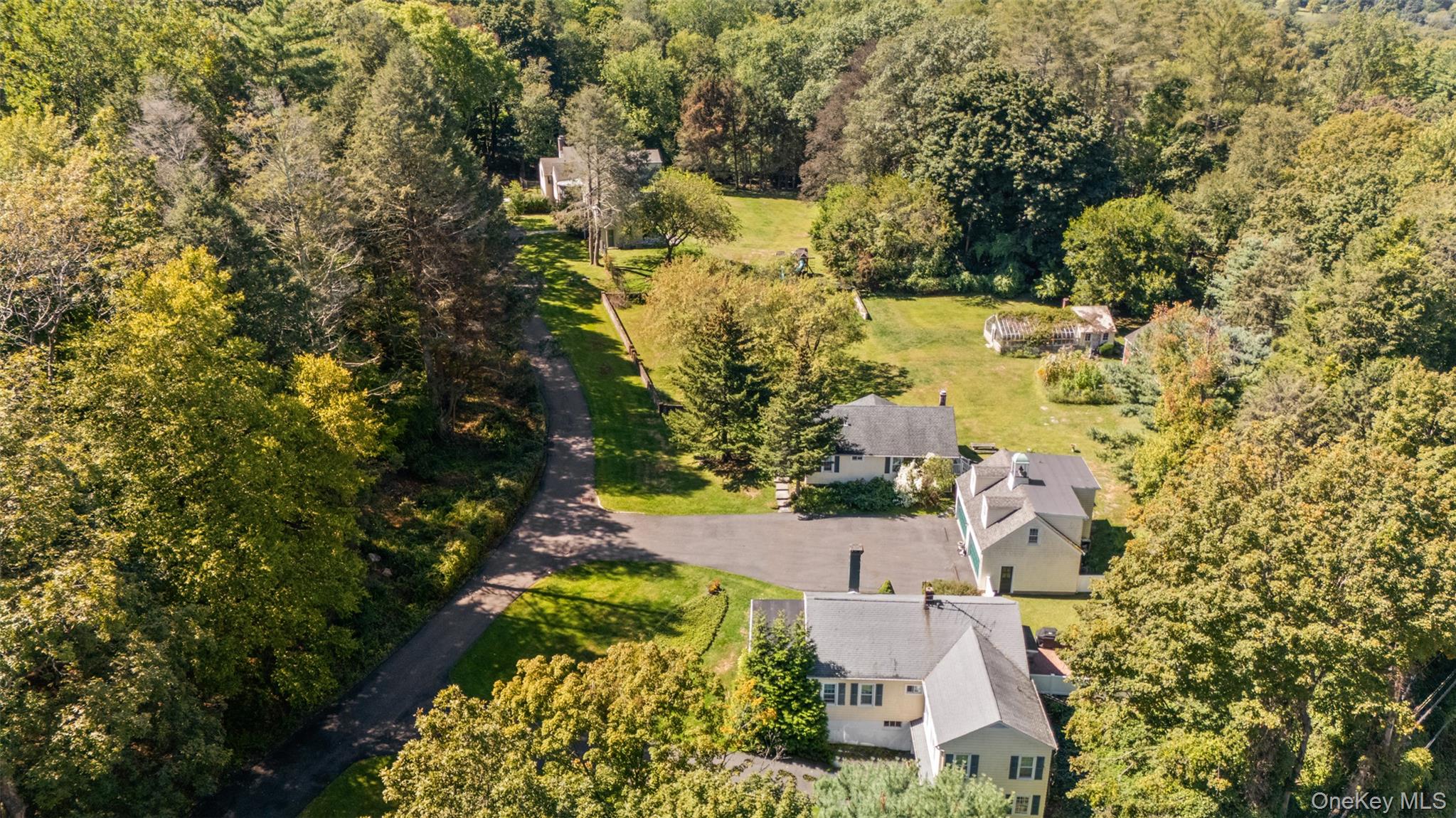 #2 photo, 9 Oregon Road, Bedford Corners , NY 10549