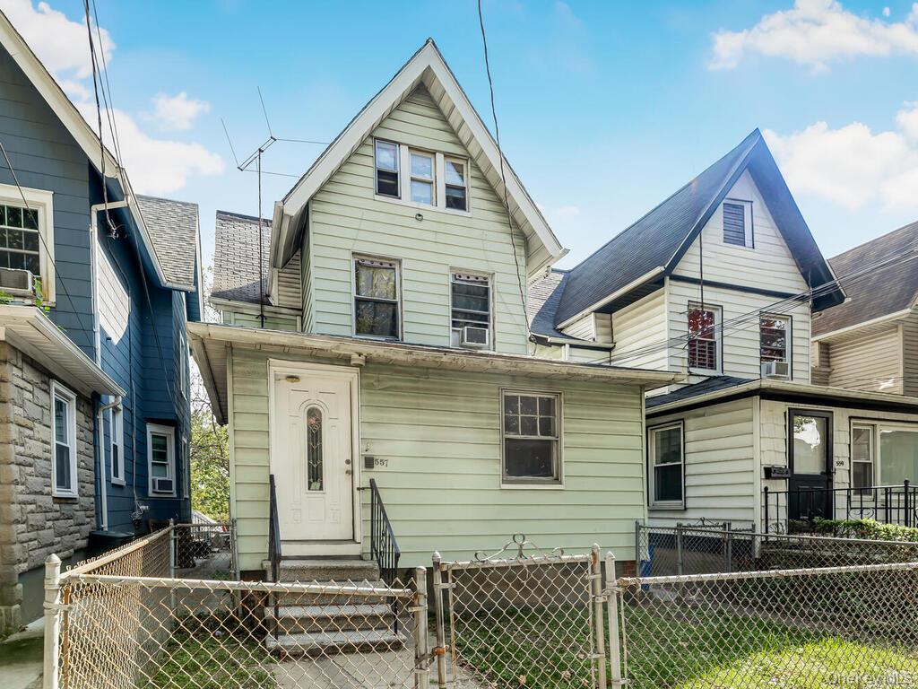 #16 photo, 557 S 5th Avenue, Mount Vernon , NY 10550