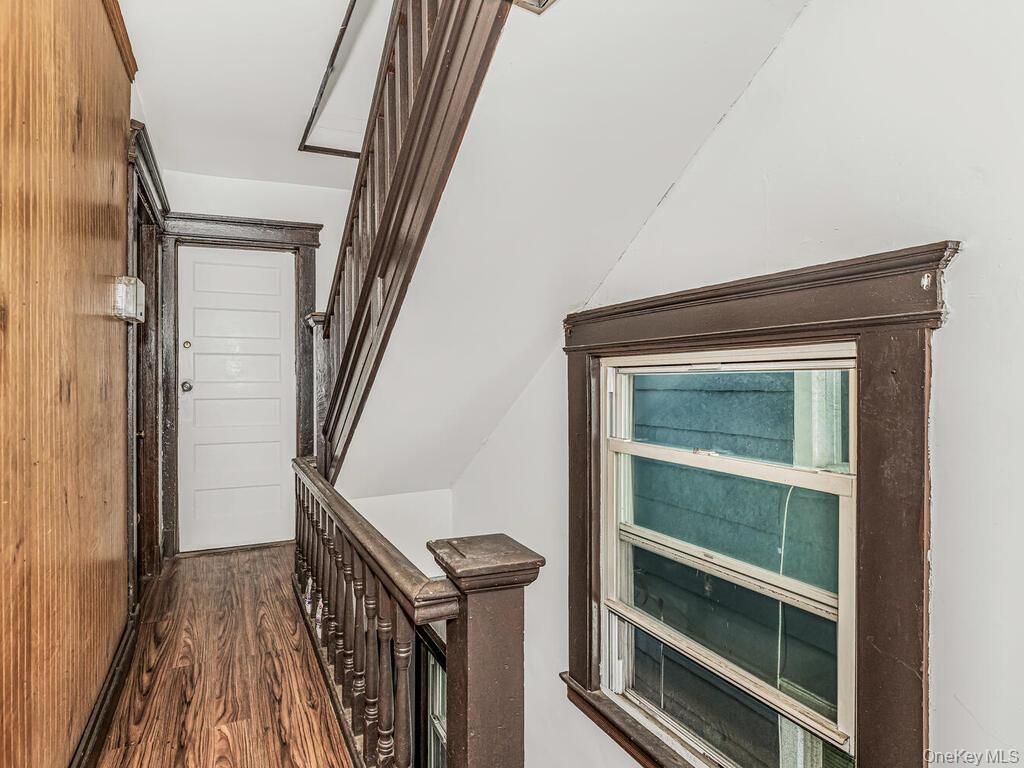 #4 photo, 557 S 5th Avenue, Mount Vernon , NY 10550