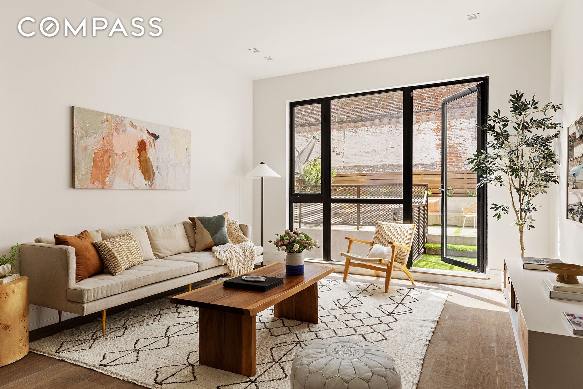 #1 photo, 330 St Marks Avenue, ब्रुकलीन Prospect Heights , NY 11238