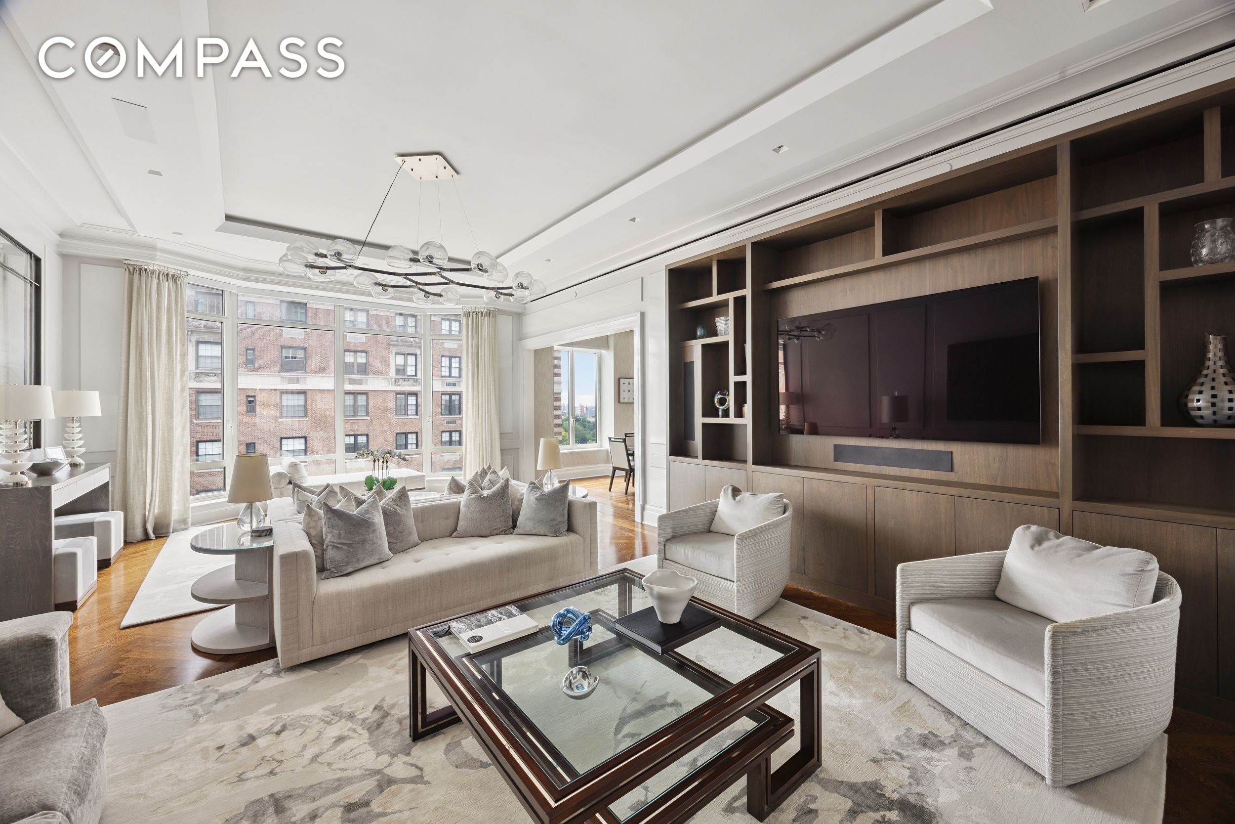 #3 photo, 20 E End Avenue, Upper East Side , NY 10028