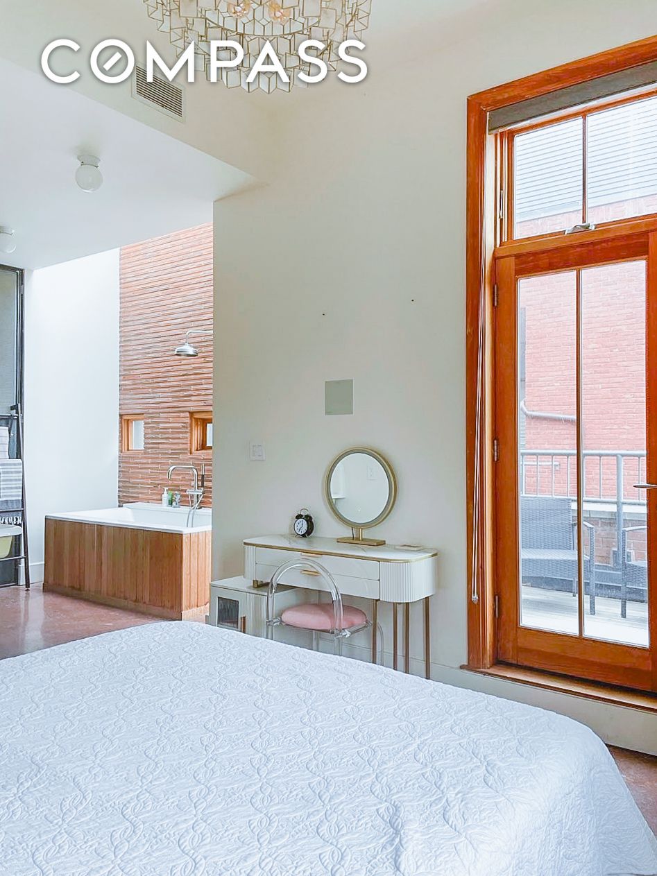 #9 photo, 817 5th Avenue, Greenwood Heights , NY 11232