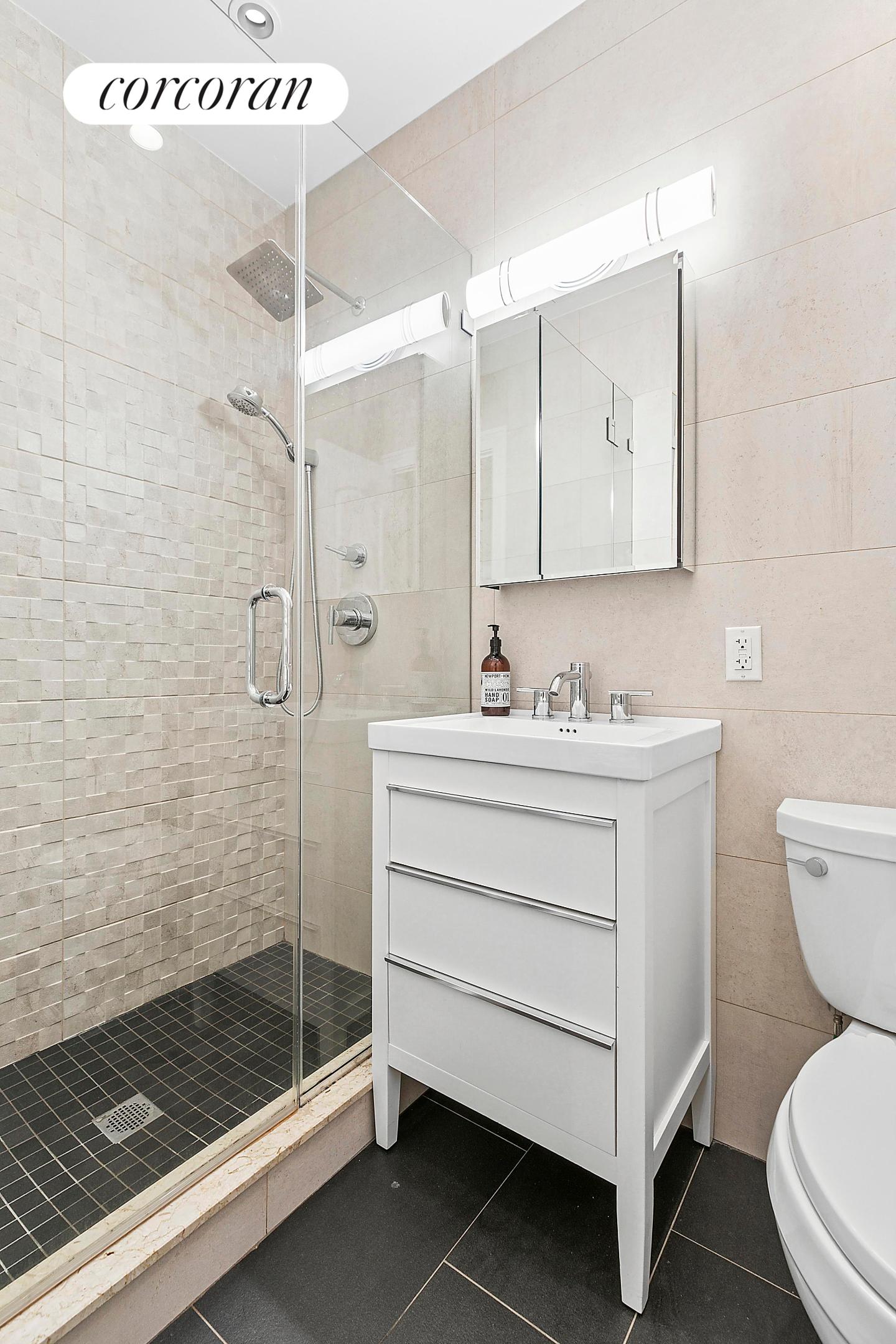 #8 photo, Brooklyn, Brooklyn Heights , NY 11201