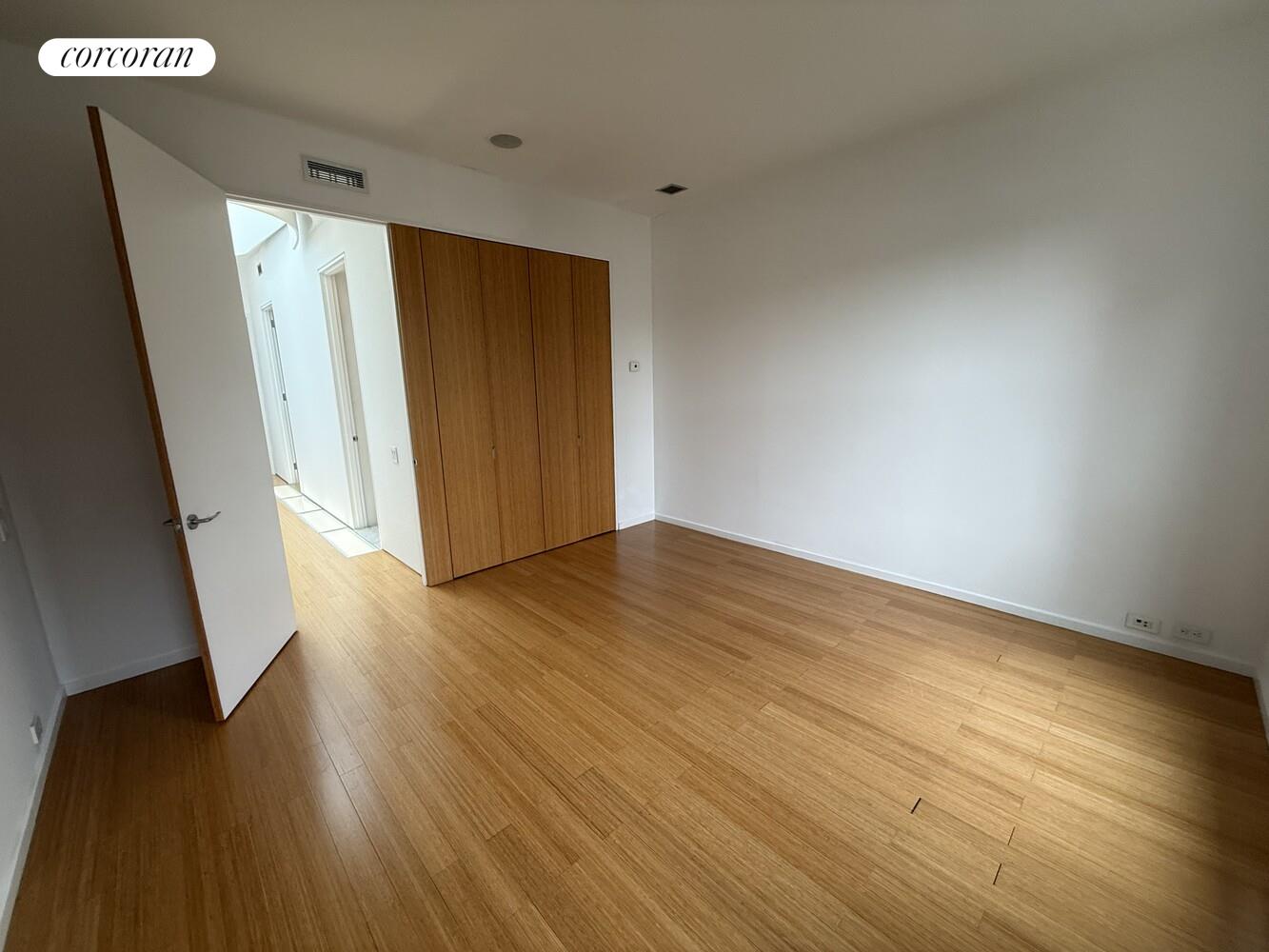 #19 photo, New York City, South Harlem , NY 10026