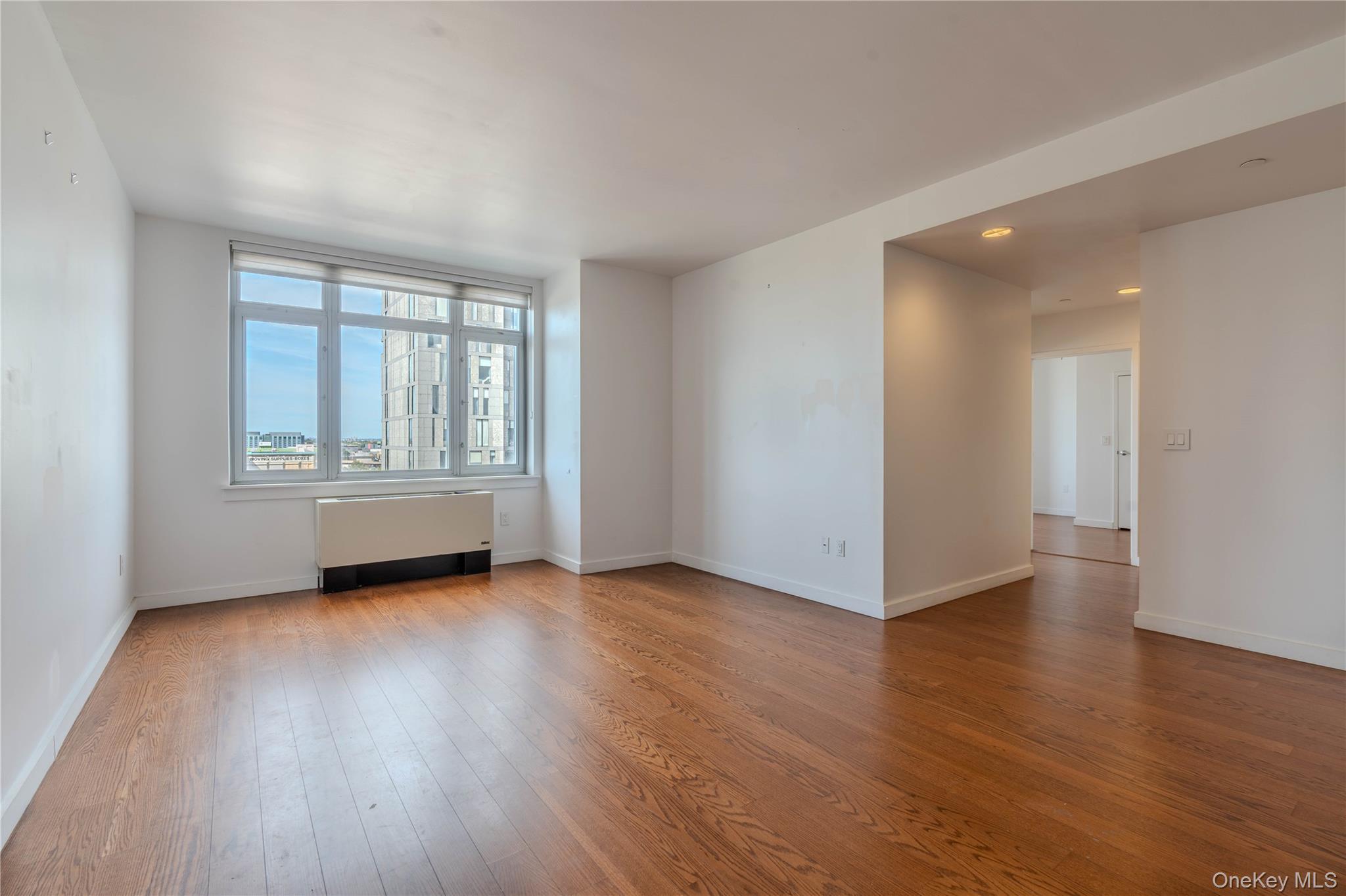 #13 photo, 40-26 college point blvd, Flushing , NY 11354