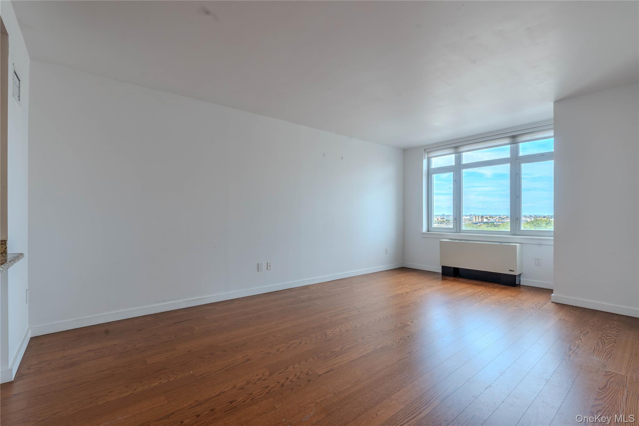 #16 photo, 40-26 college point blvd, Flushing , NY 11354