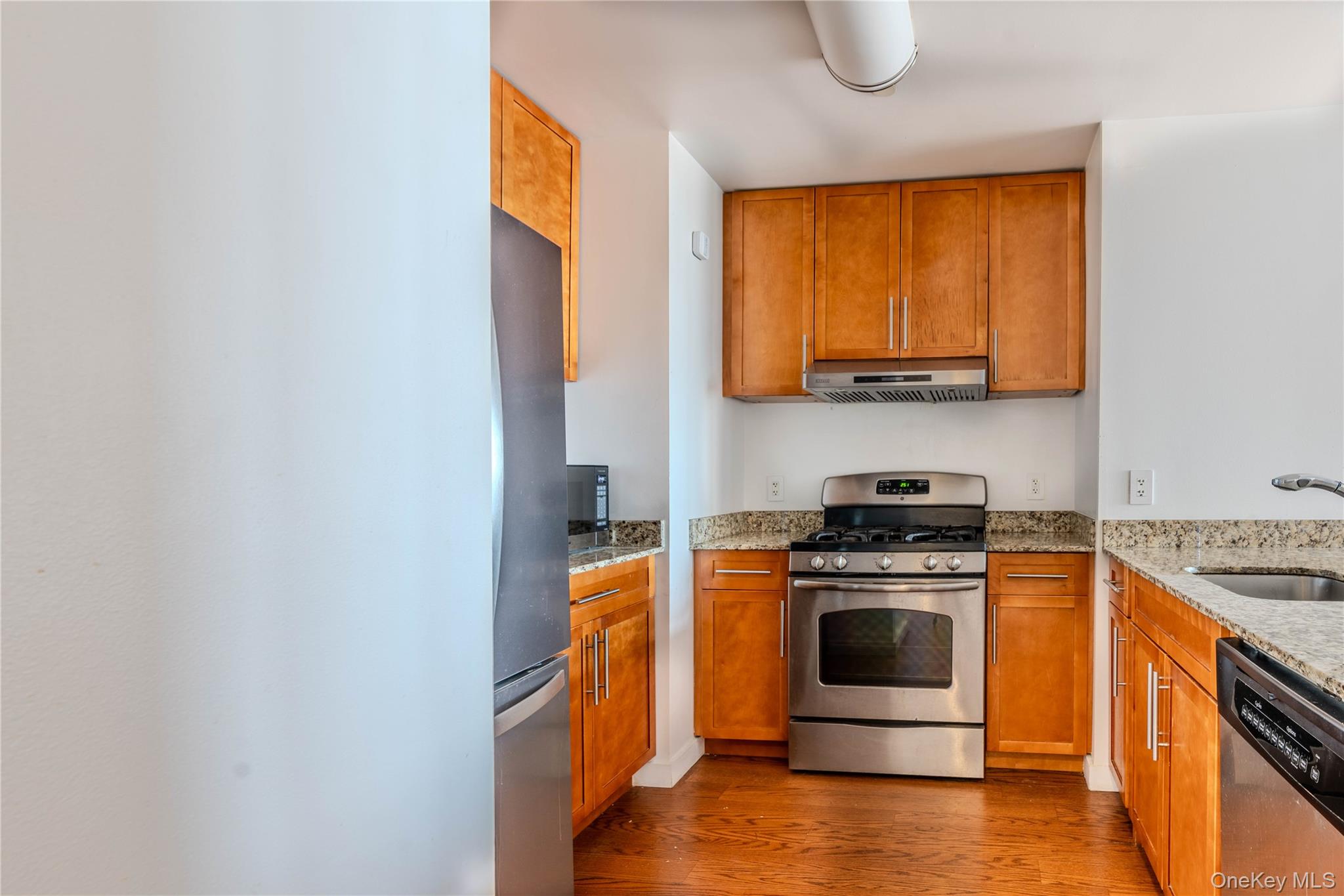 #9 photo, 40-26 college point blvd, Flushing , NY 11354