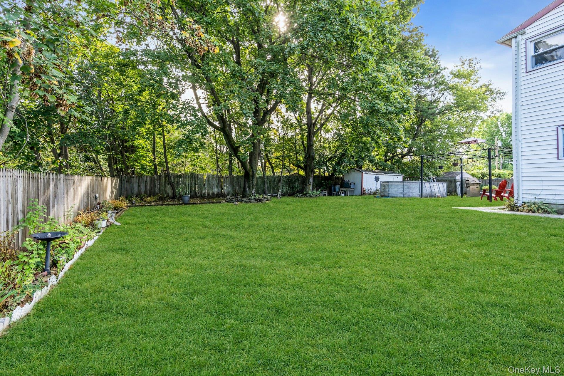 #20 photo, 15 Abbey Lane, Bay Shore , NY 11706