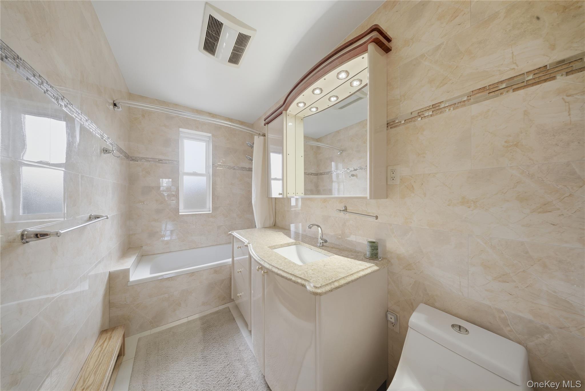 #19 photo, 7285 YELLOWSTONE BLVD, كوينز Forest Hills , NY 11375