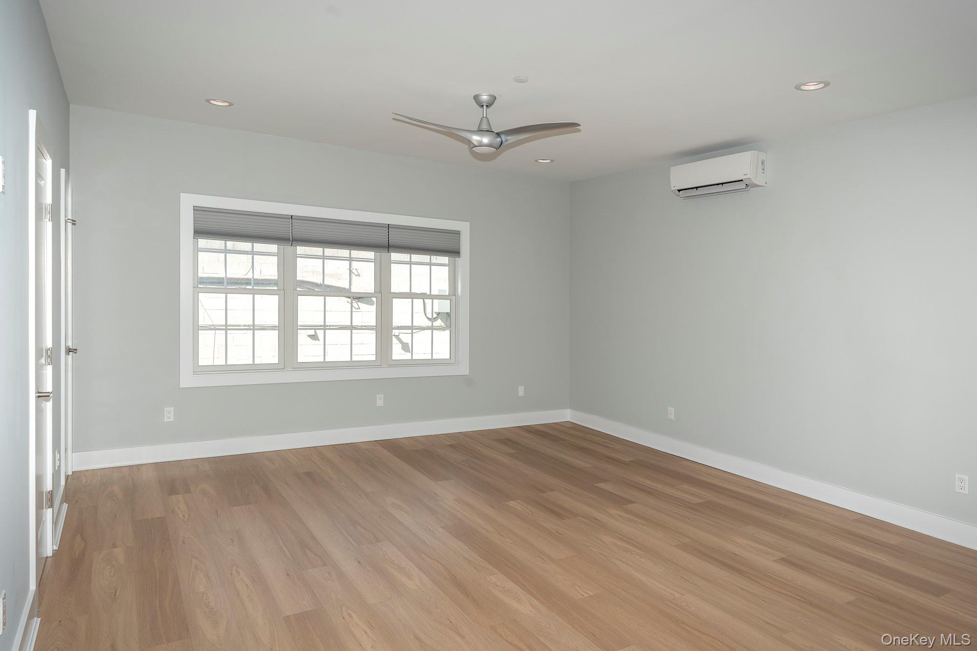 #4 photo, 1 Wallace Court, ナッソー郡 Valley Stream , NY 11580