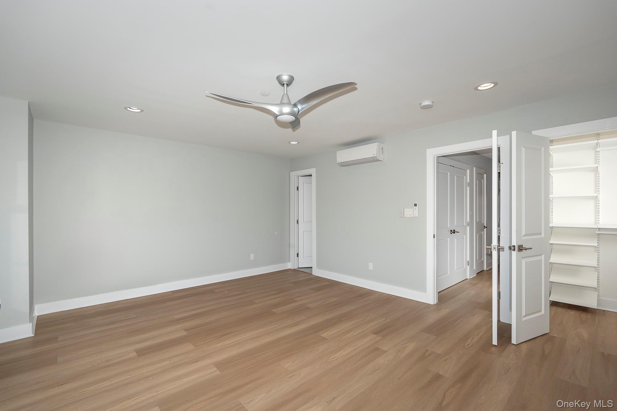 #6 photo, 1 Wallace Court, ナッソー郡 Valley Stream , NY 11580