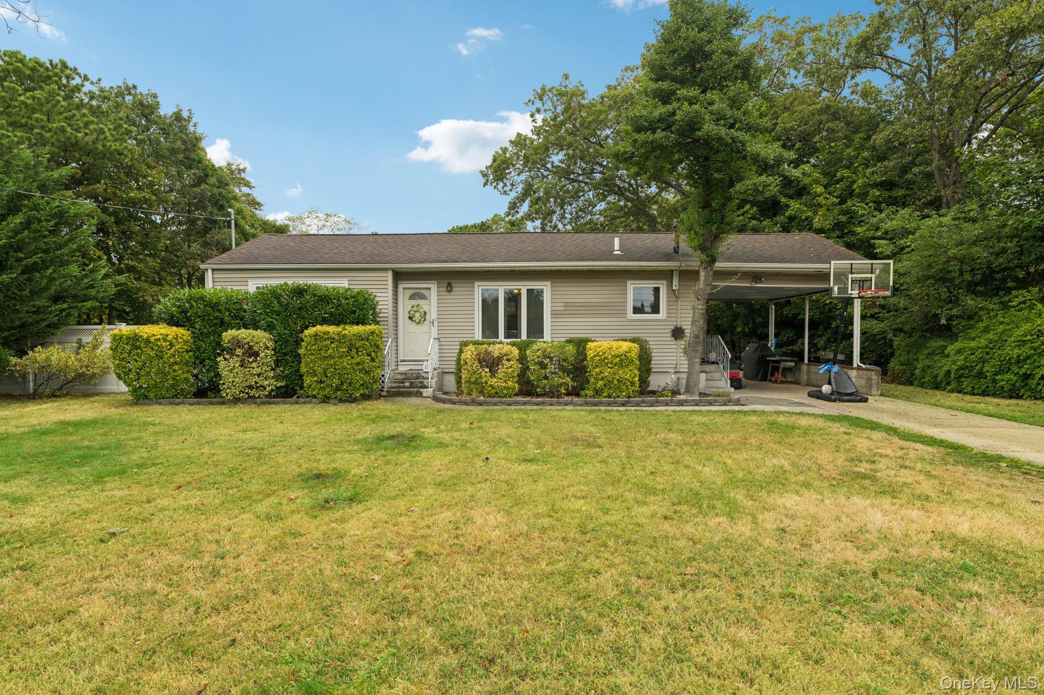 #2 photo, 111 Berry Street, Lindenhurst , NY 11757
